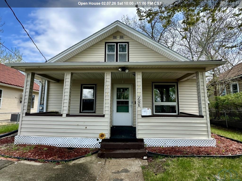 208 Leonard St S, Sioux City, IA 51103 