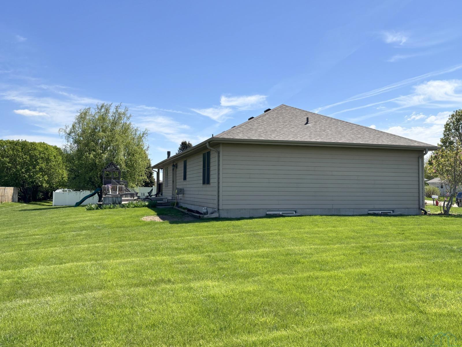 MLS #830674