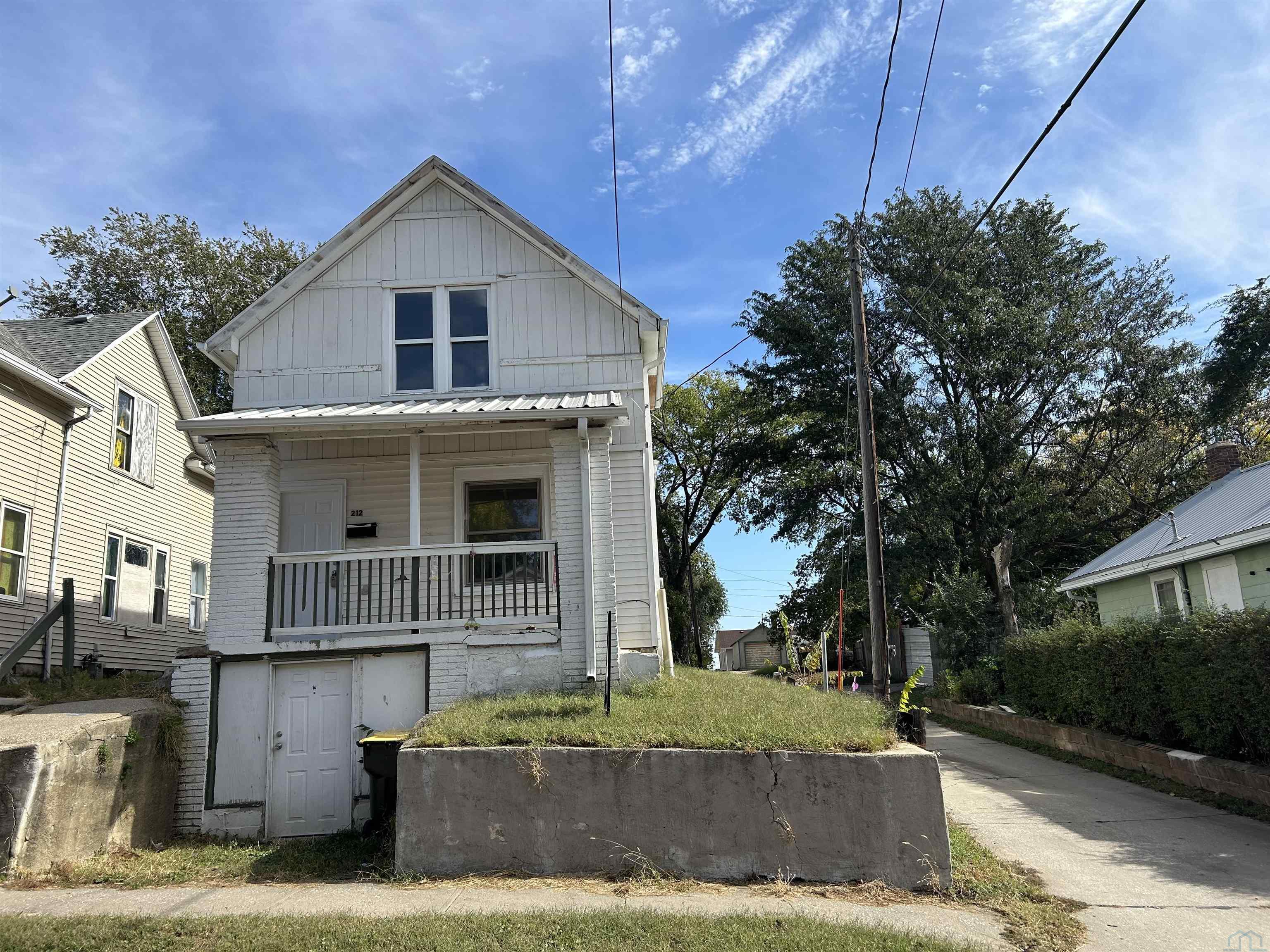 212 GEORGE ST, Sioux City, IA 51103 