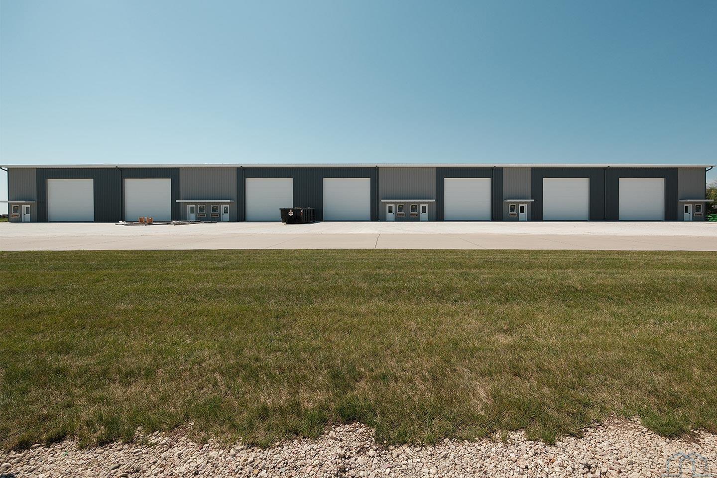 179 25th Street NE, Sioux Center, IA 51250 