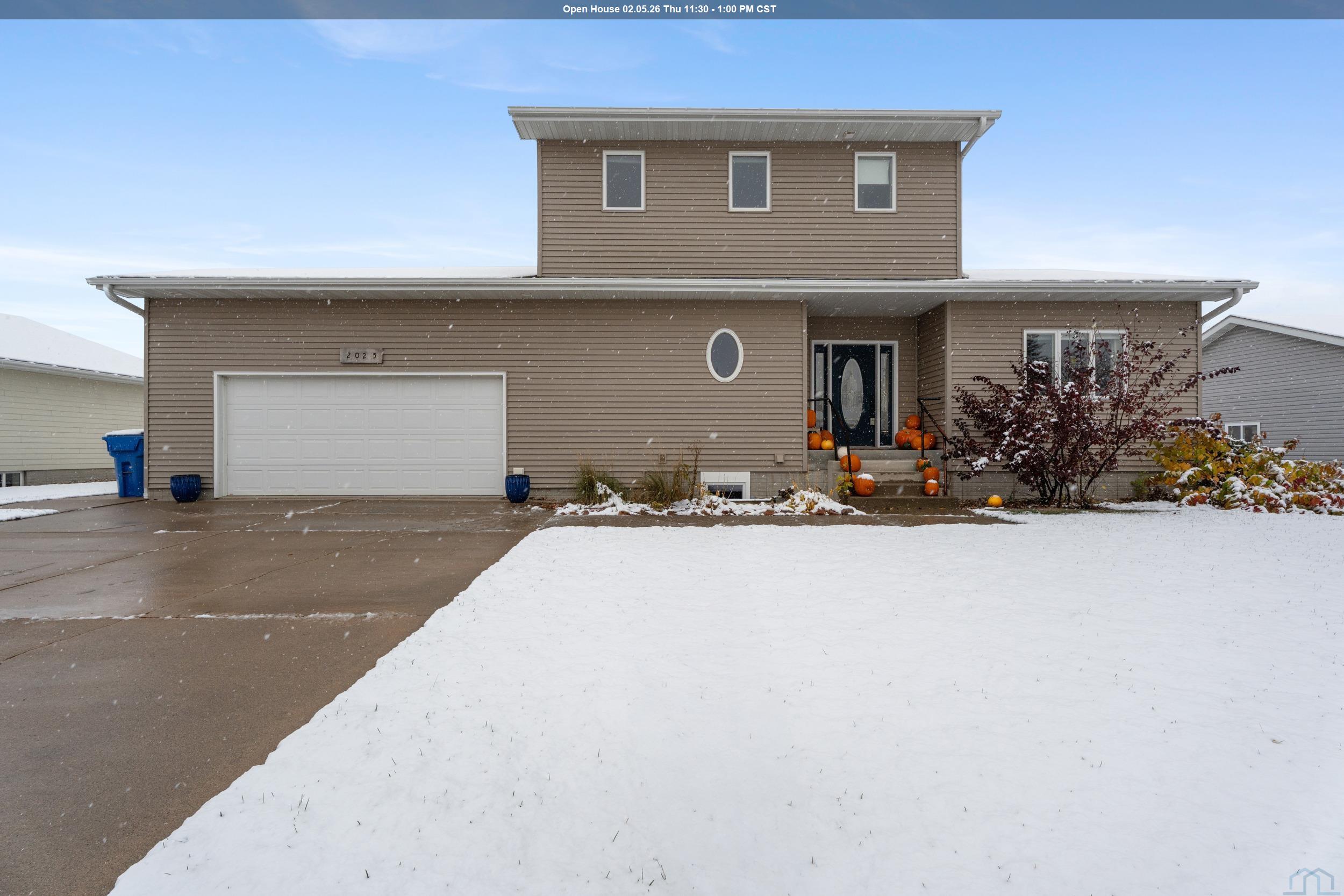 2025 Augusta Dr, Vermillion, SD 57069 