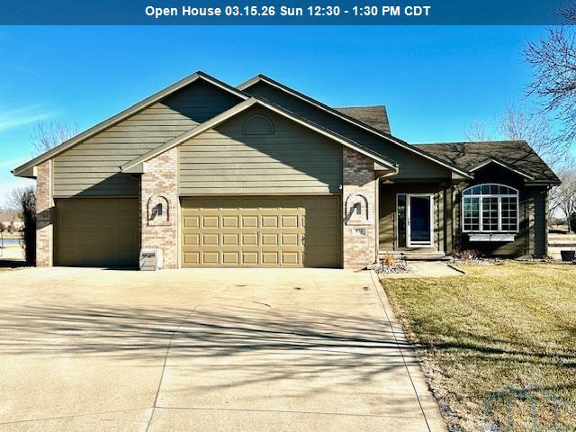 832 Brookside Dr, Jefferson, SD 57038 