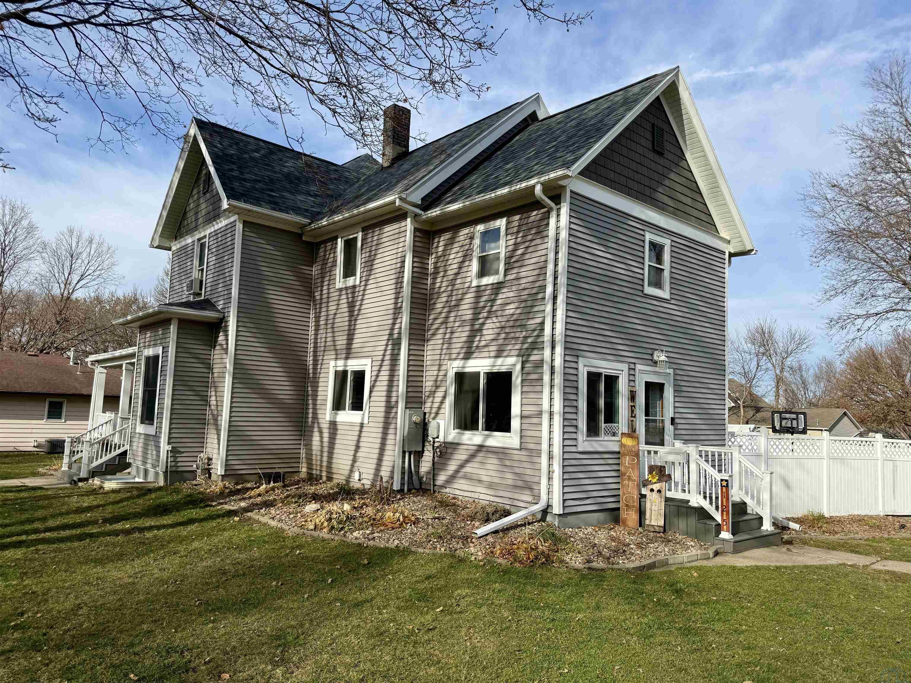 125 9th Street SW, LeMars, IA 51031 