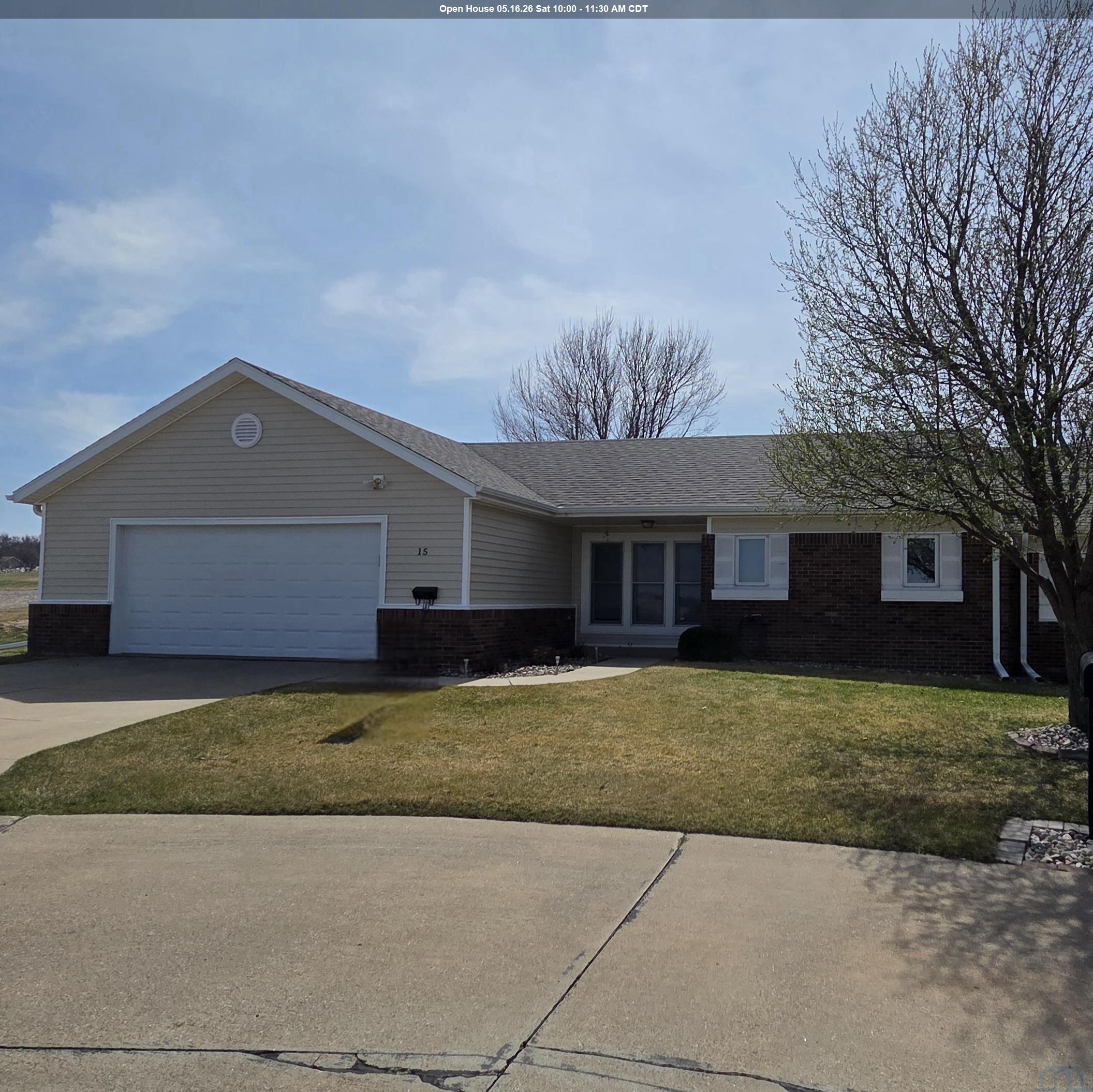 15 Park Village, LeMars, IA 51031 