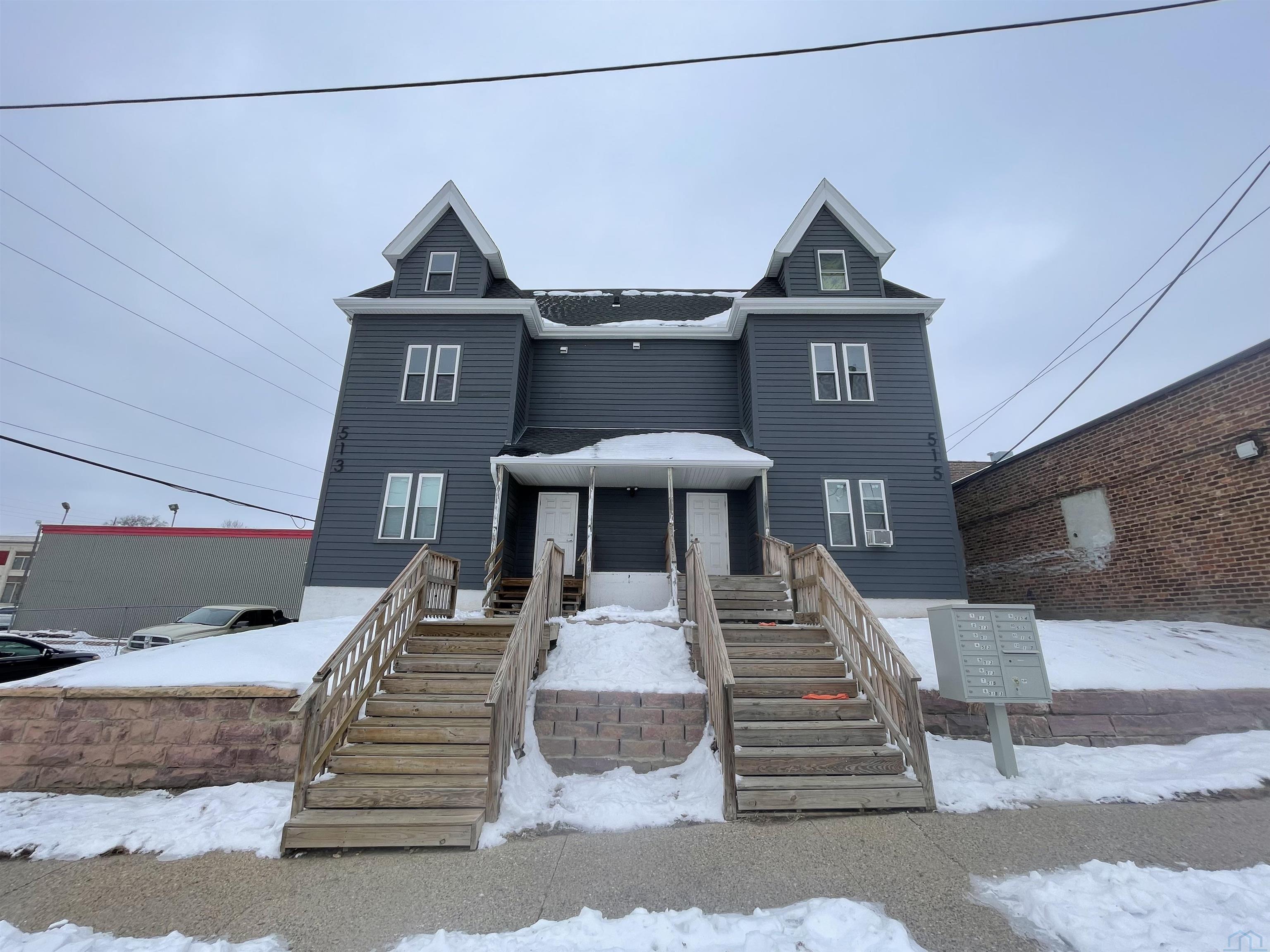 513-515 12TH ST, Sioux City, IA 51105 