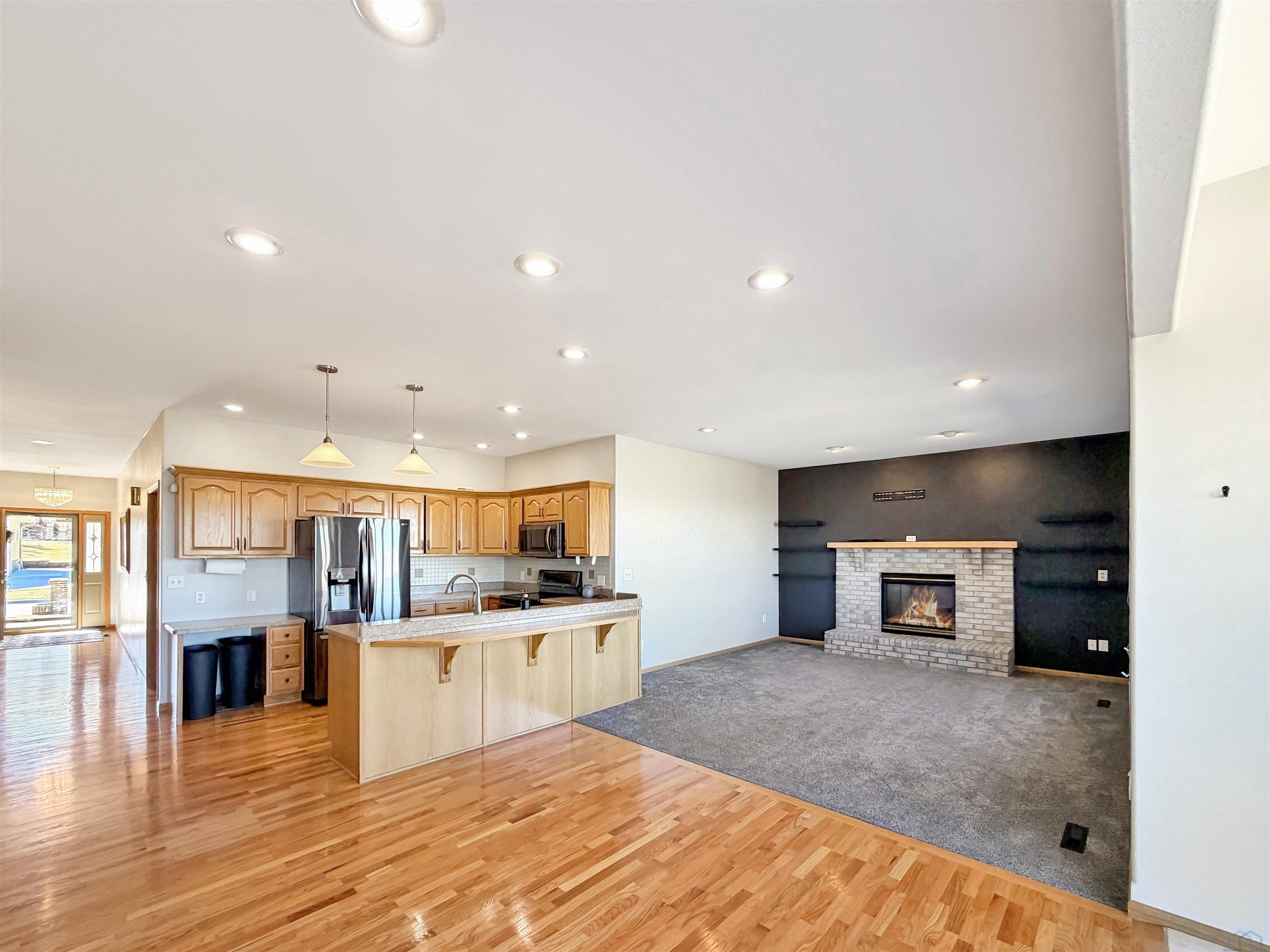 MLS #831225