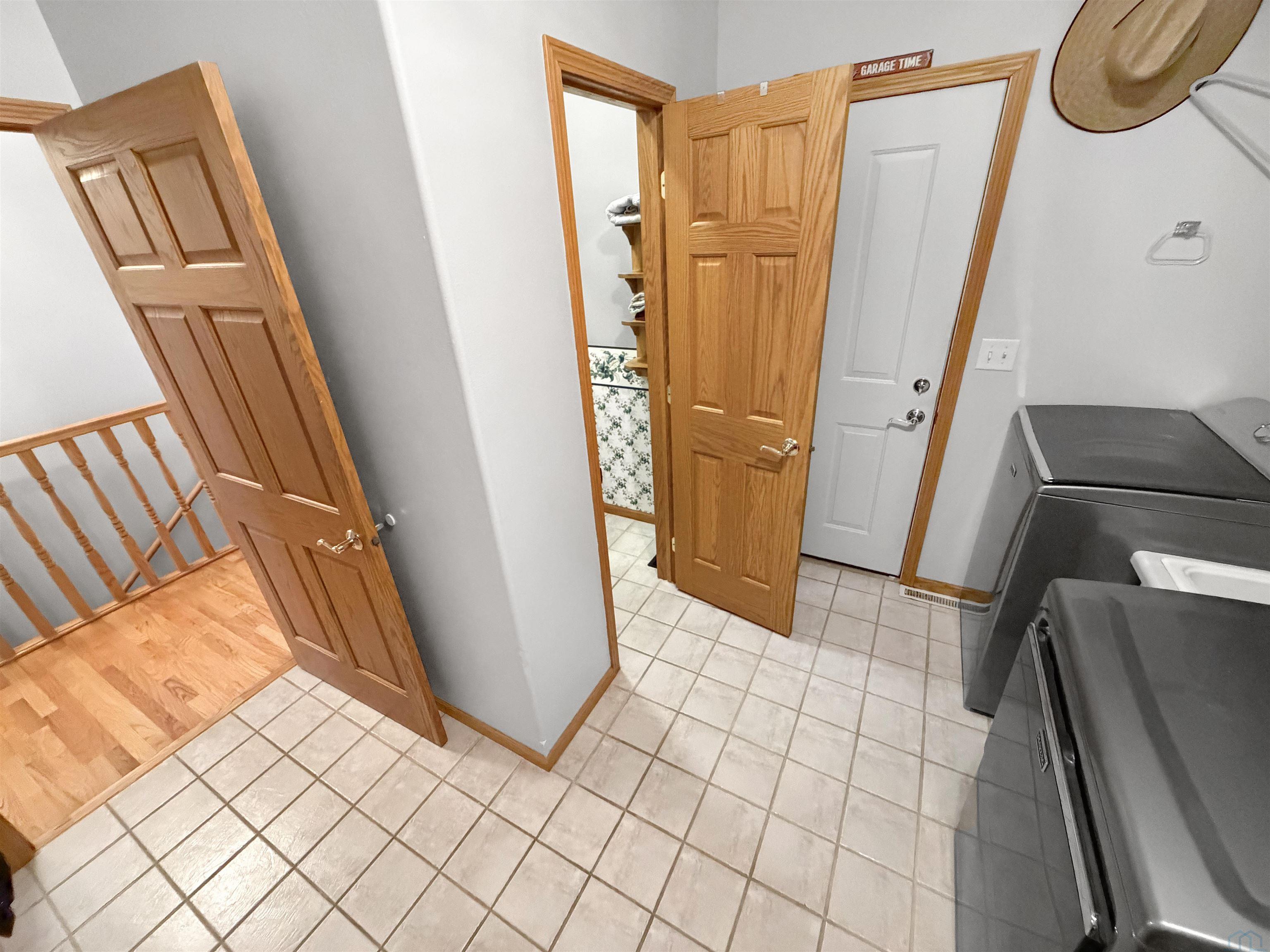 MLS #831225