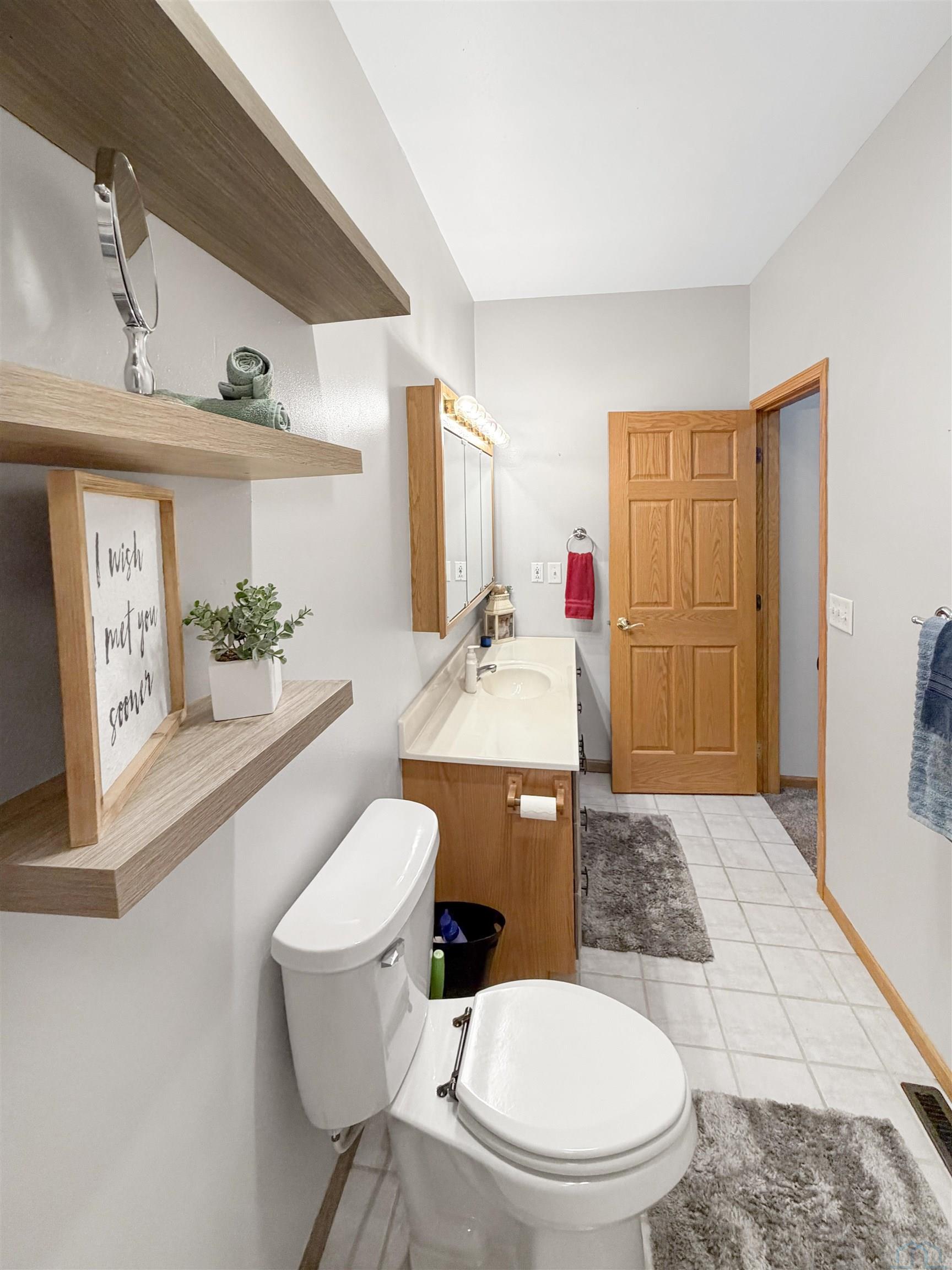 MLS #831225