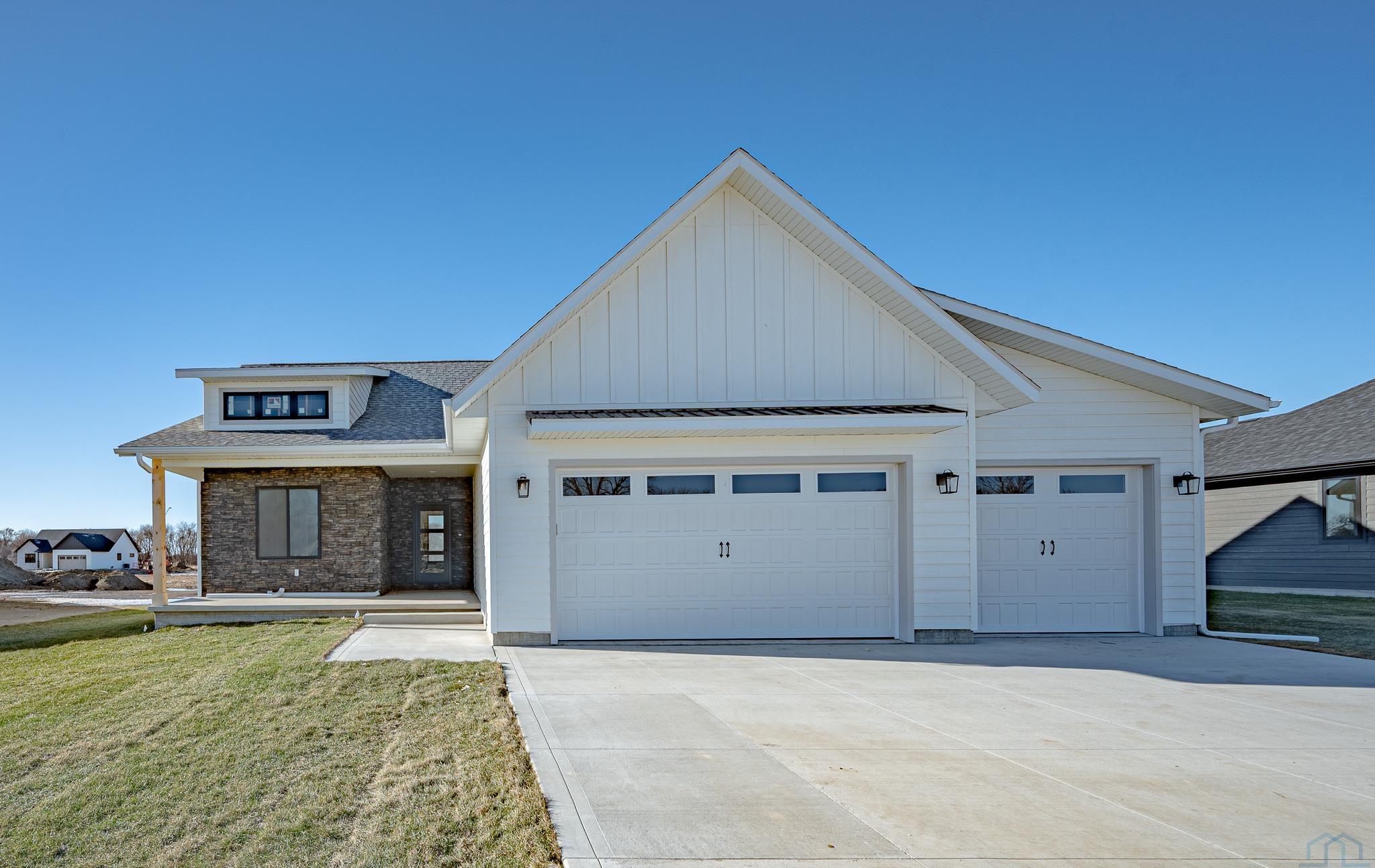 3231 Cider Mill Way, South Sioux City, NE 68776 