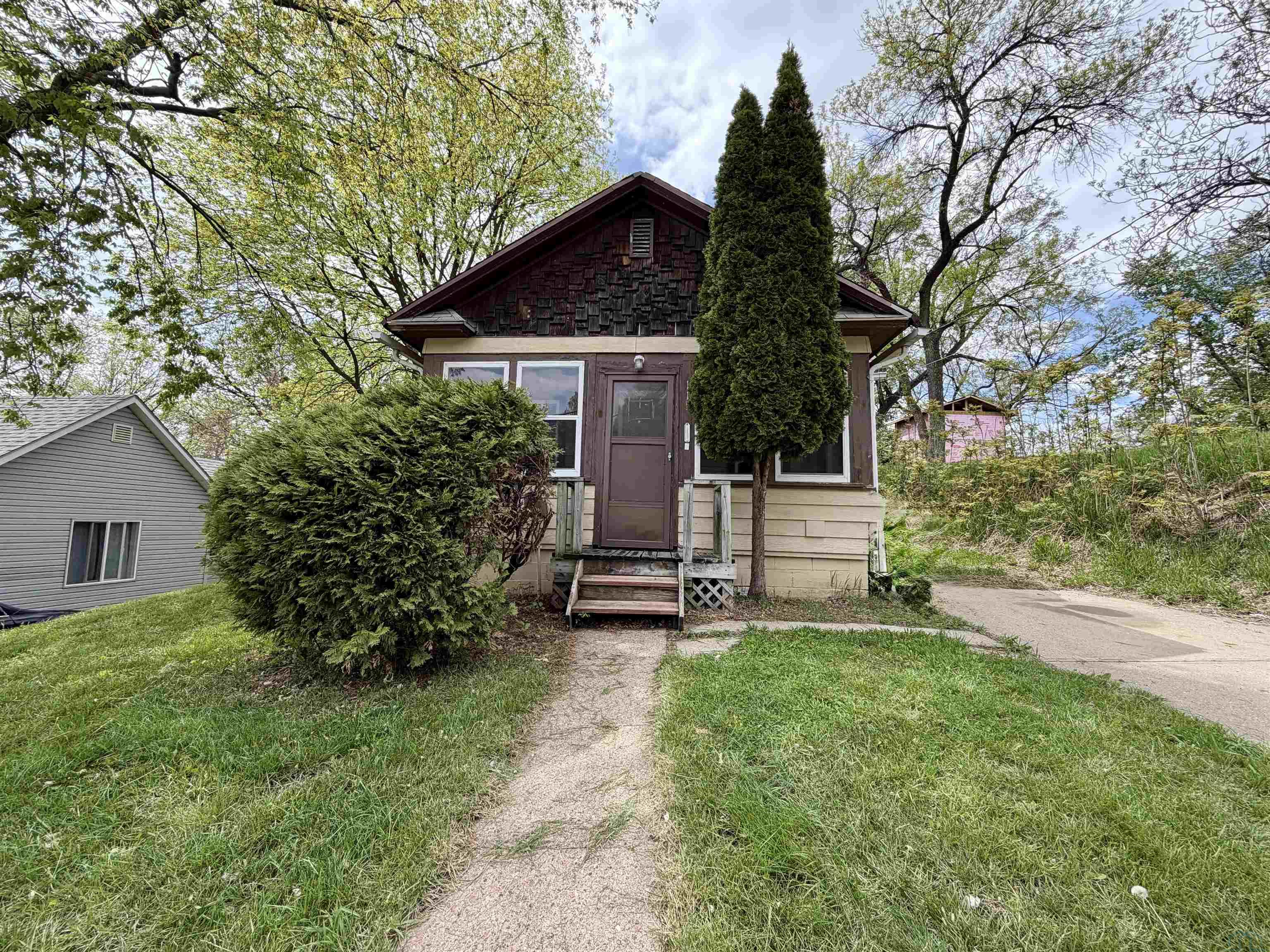 115 Paxton St., Sioux City, IA 51106 