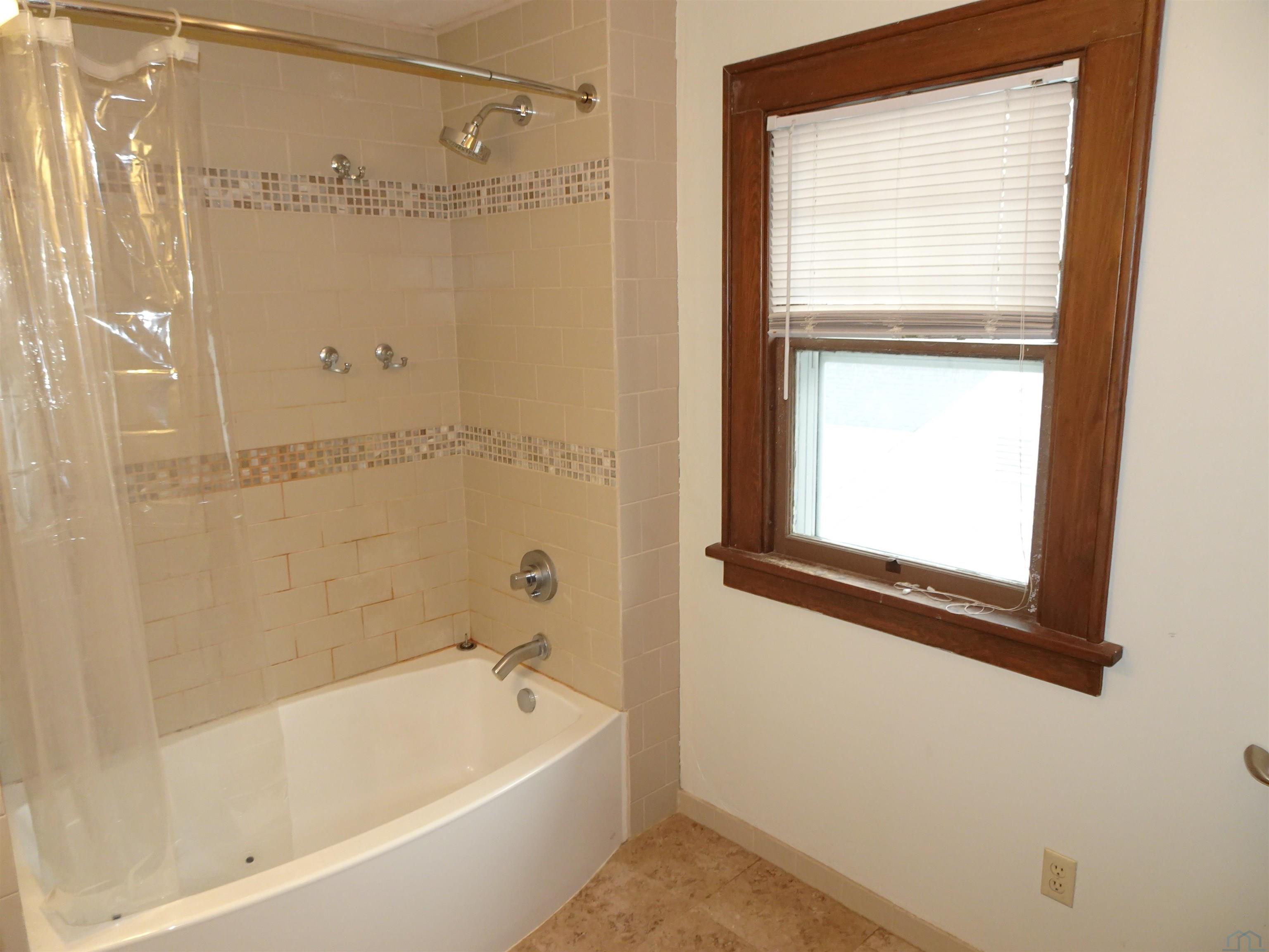 MLS #831351