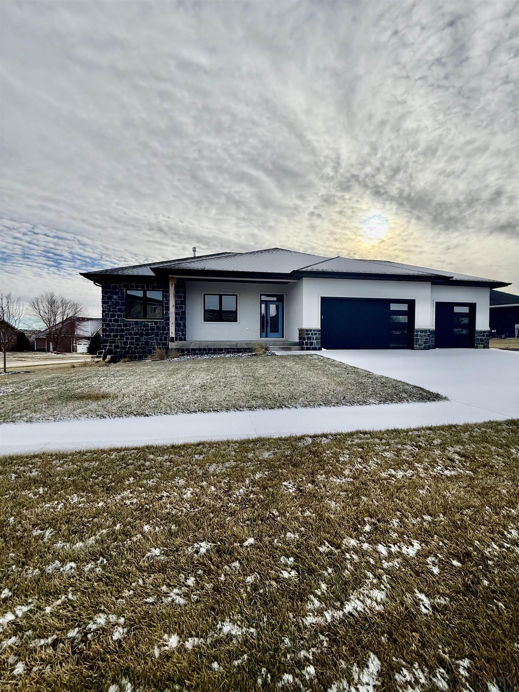 2600 Nicklaus Blvd, Sioux City, IA 51106 