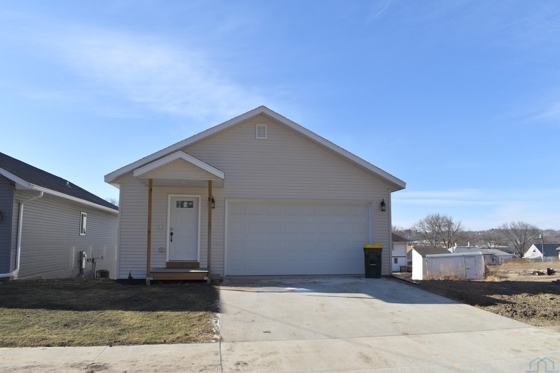 1409 Rustin, Sioux City, IA 51105 
