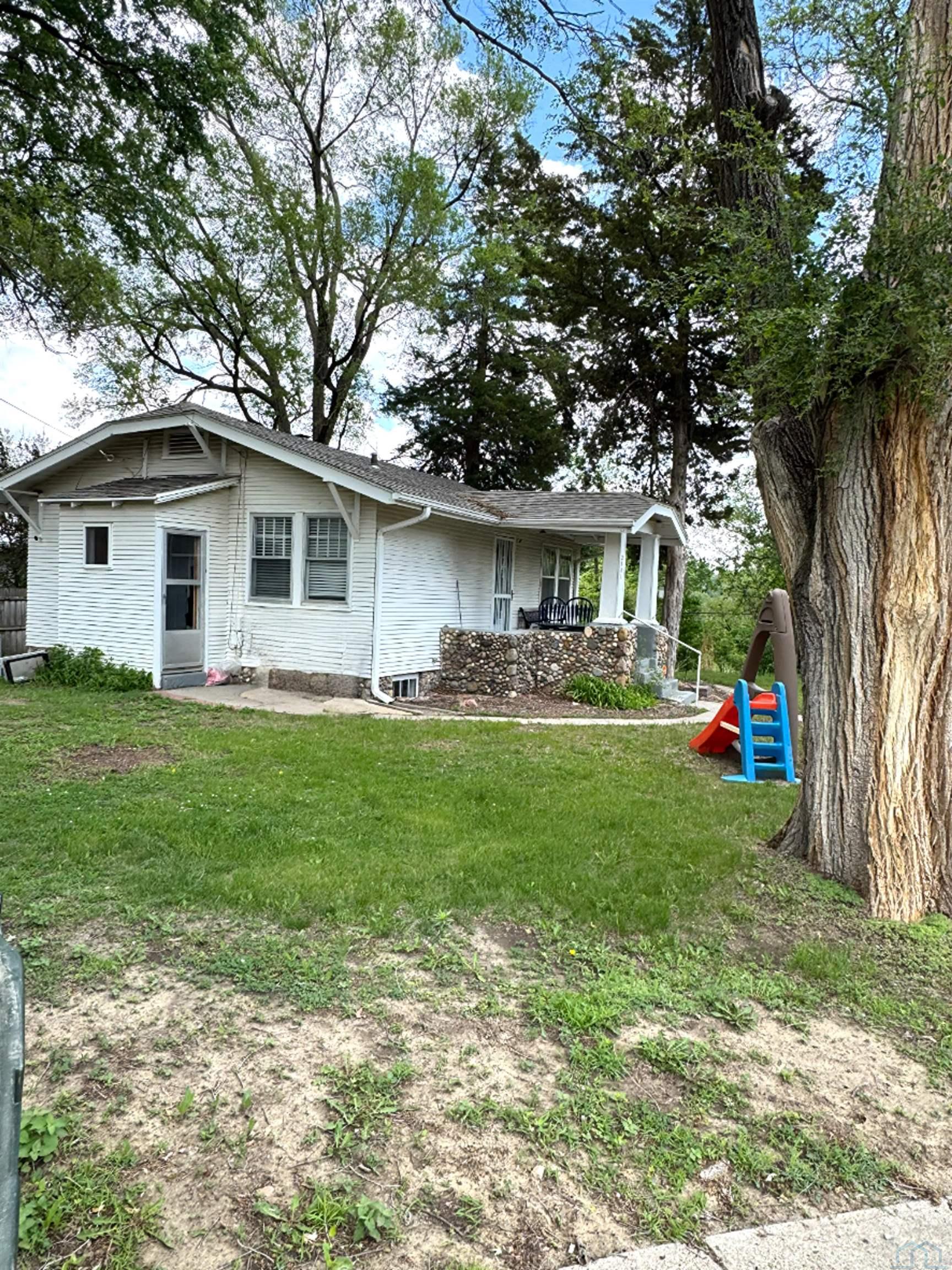 MLS #831478