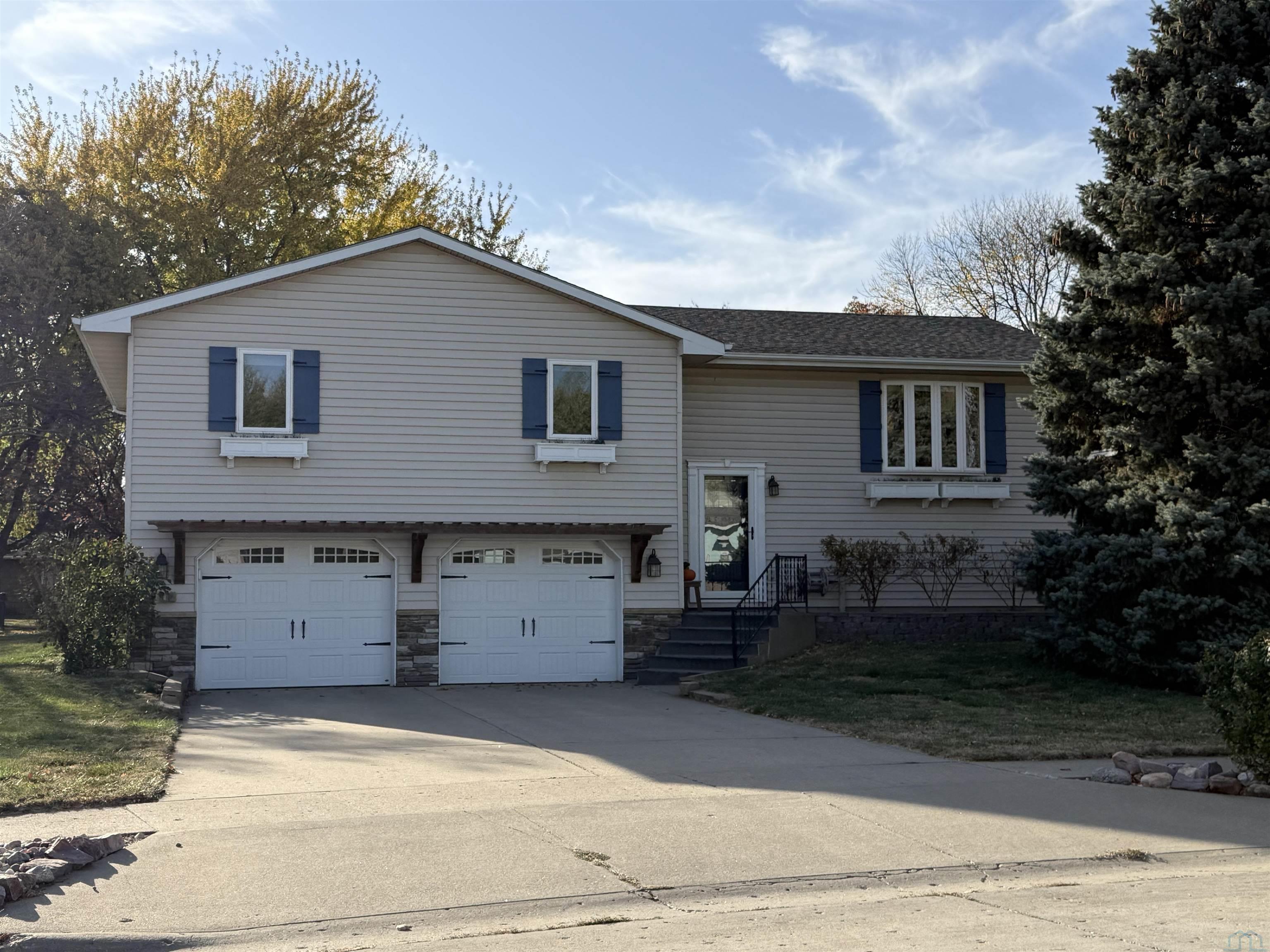 1810 Vonnie, Vermillion, SD 57069 