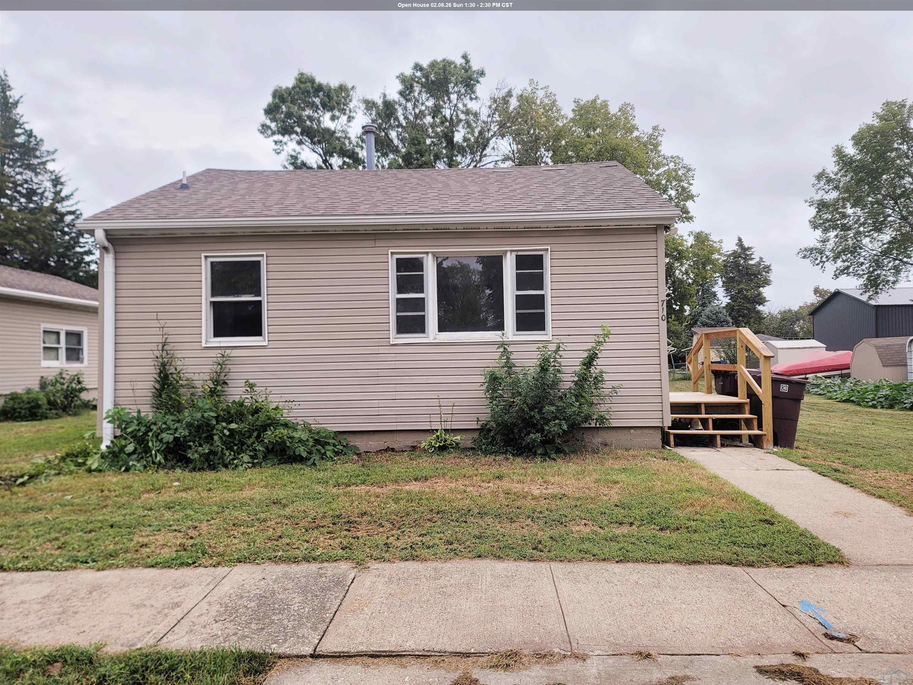 710 4TH AVE, South Sioux City, NE 68776 