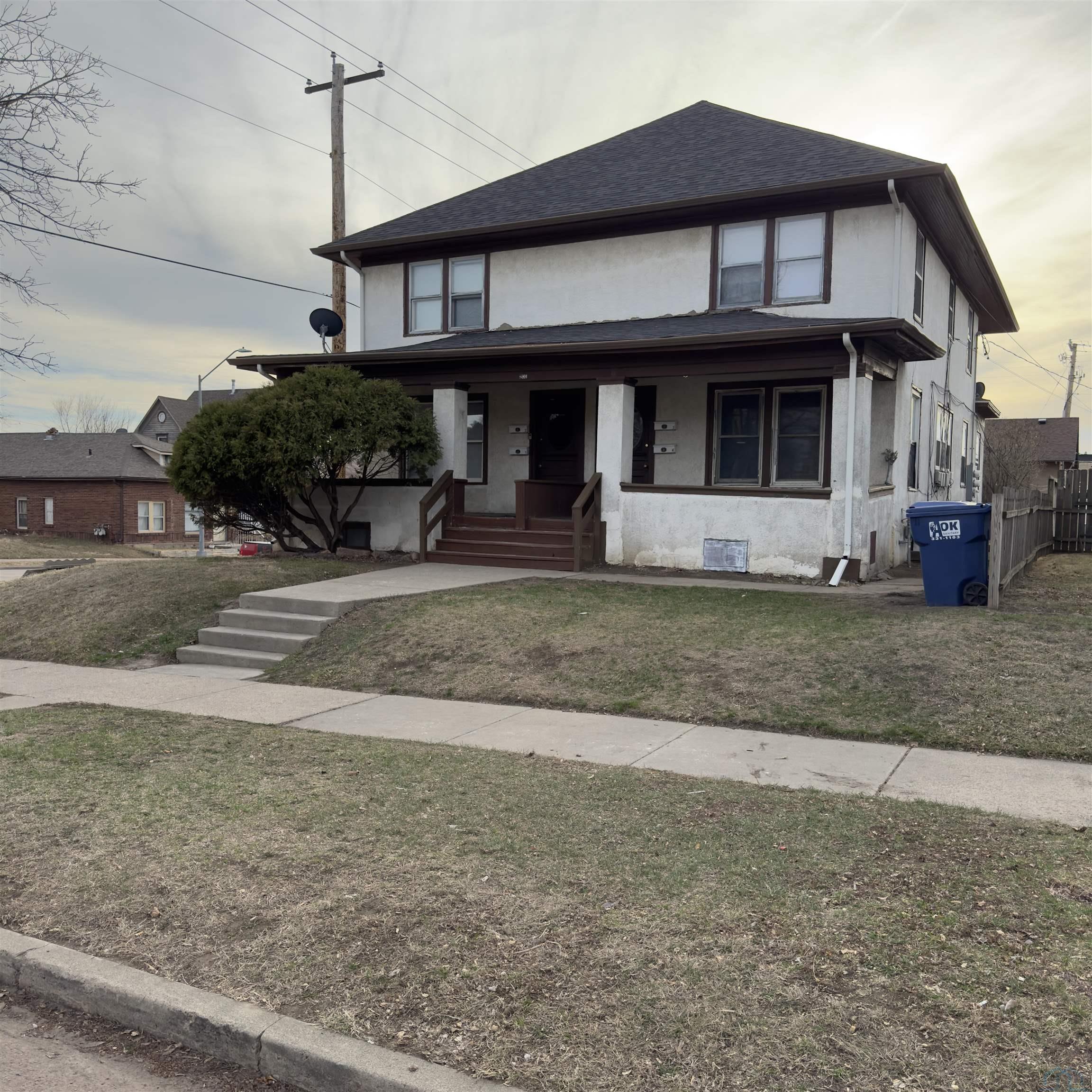 201 French Ave N, Sioux Falls, SD 57103- 