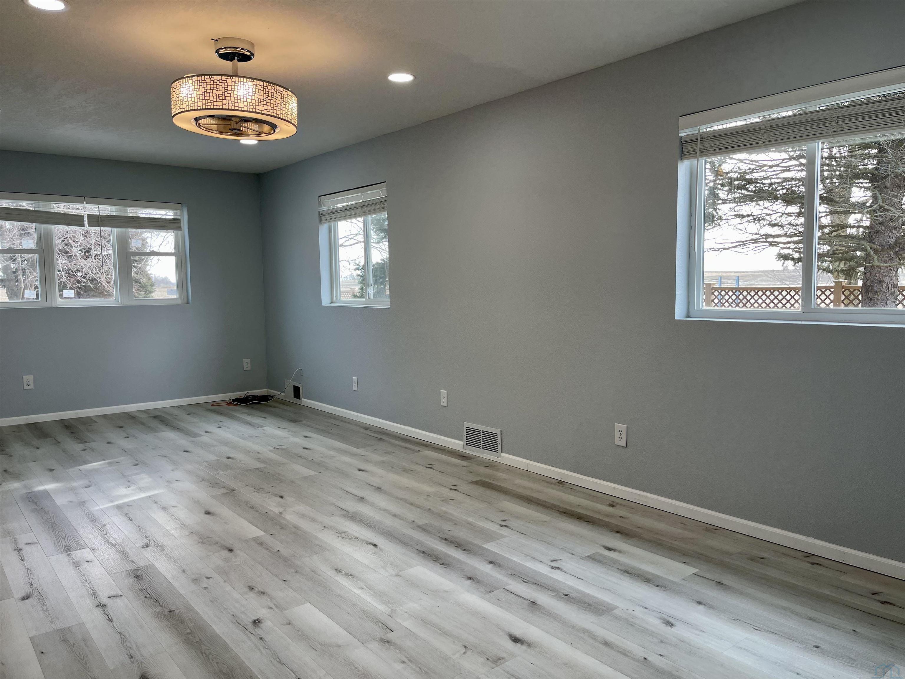 MLS #831653
