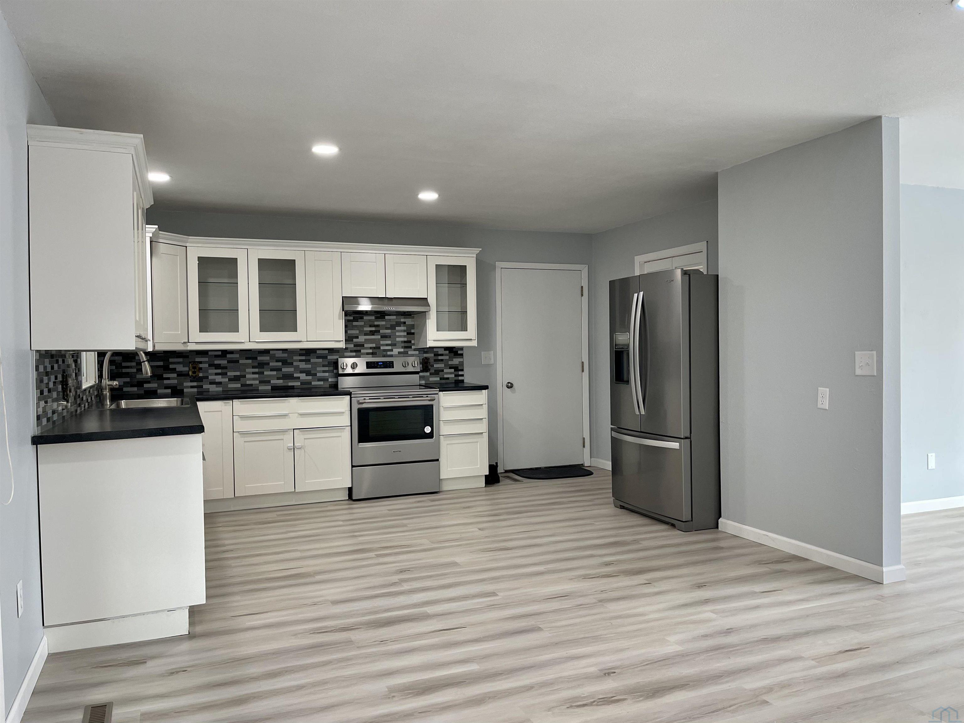 MLS #831653