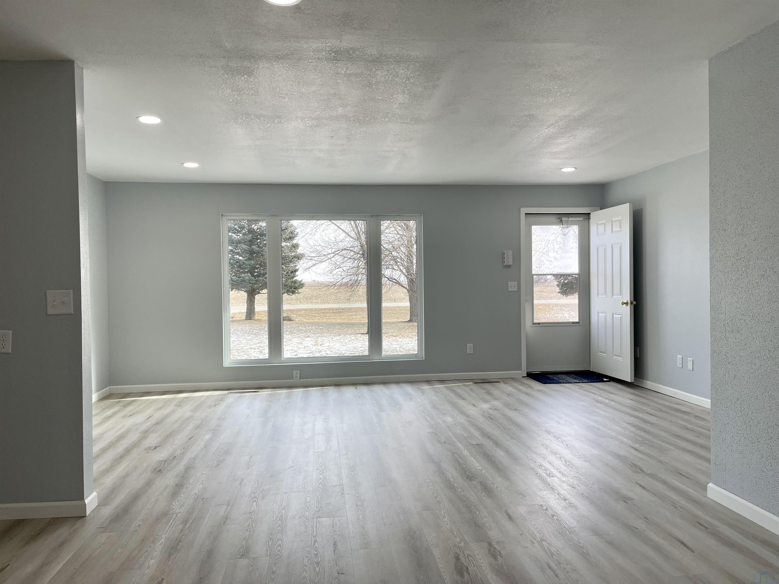 MLS #831653