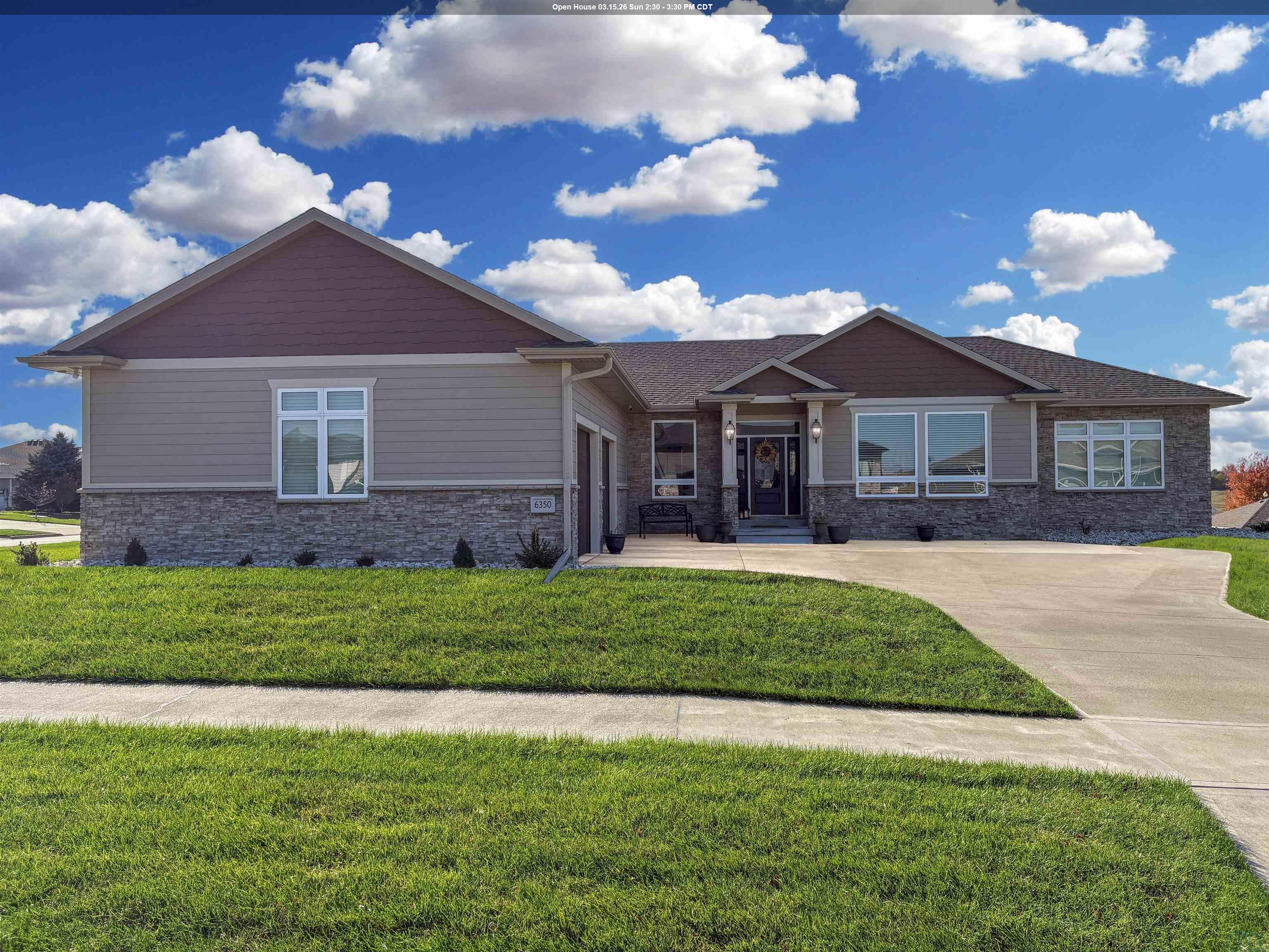 6350 Tiger Dr, Sioux City, IA 51106 