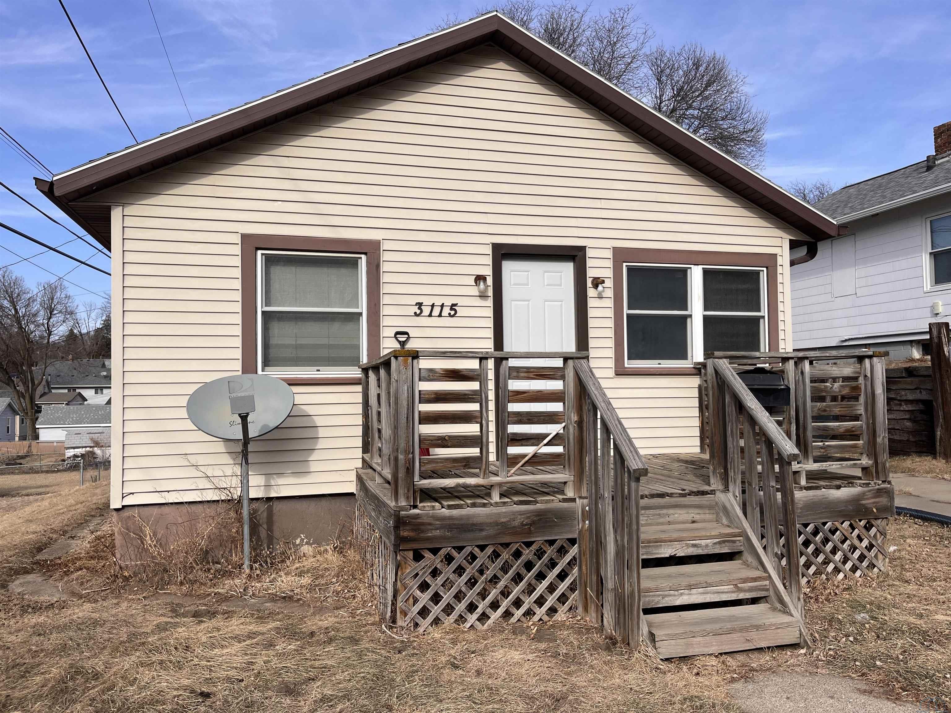 3115 Bushnell Avenue, Sioux City, IA 51106 
