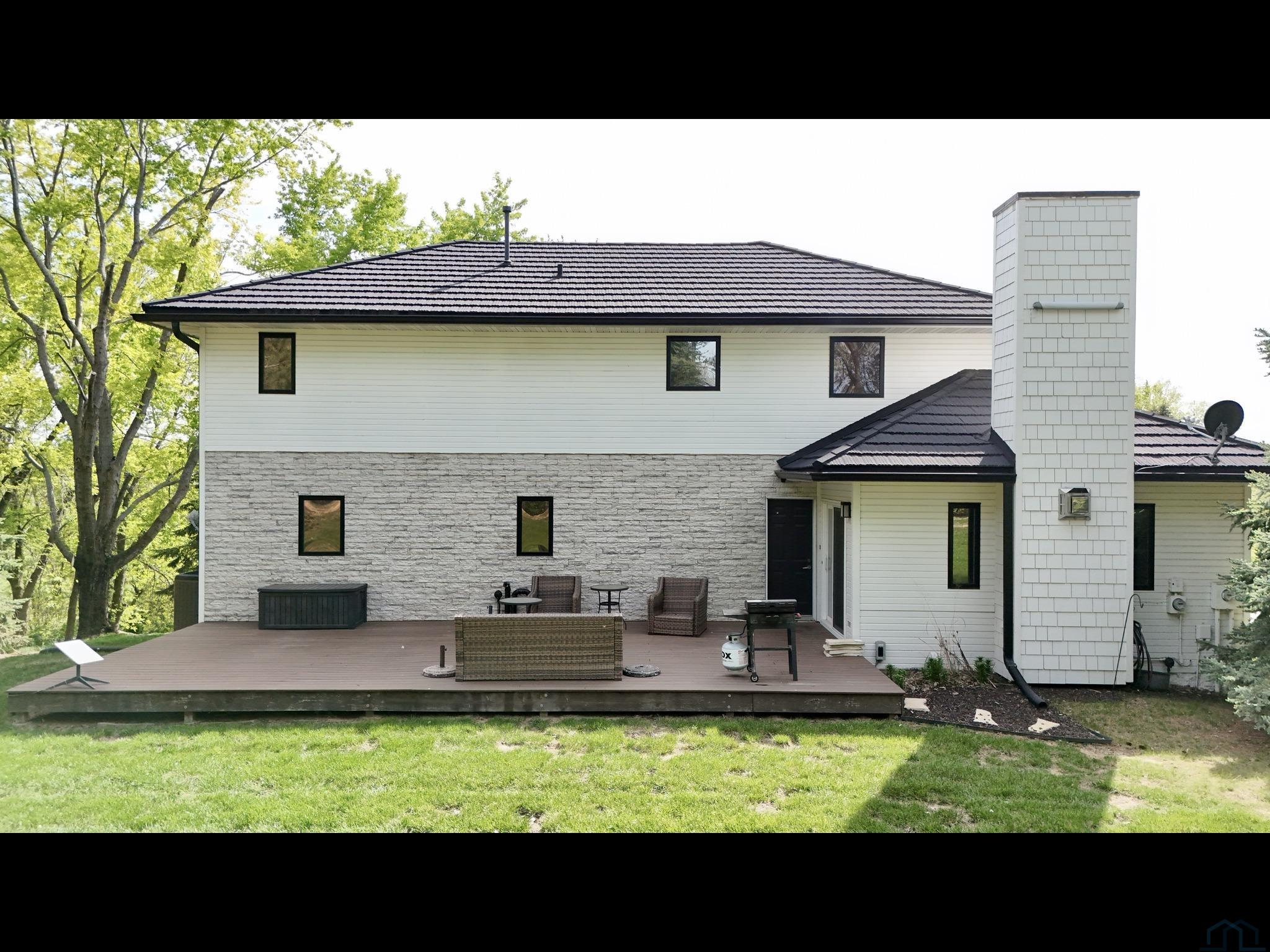 MLS #831694