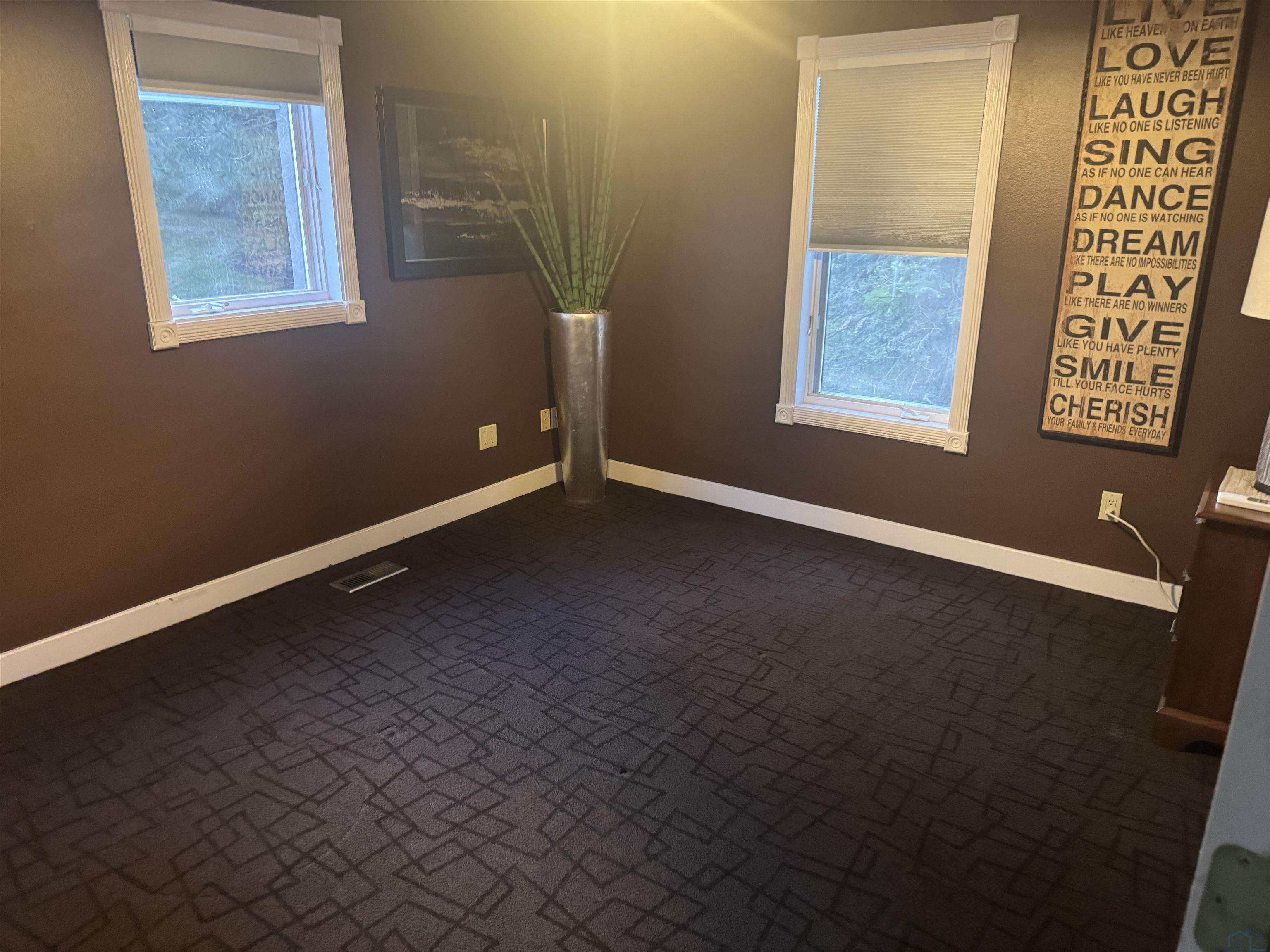 MLS #831694