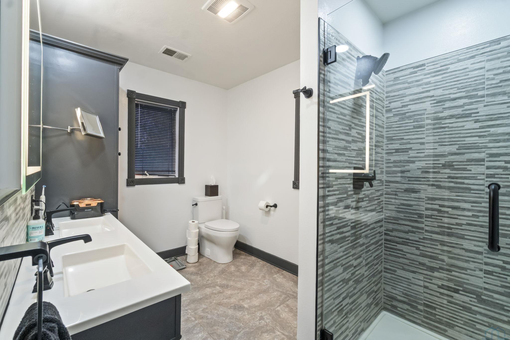 MLS #831694