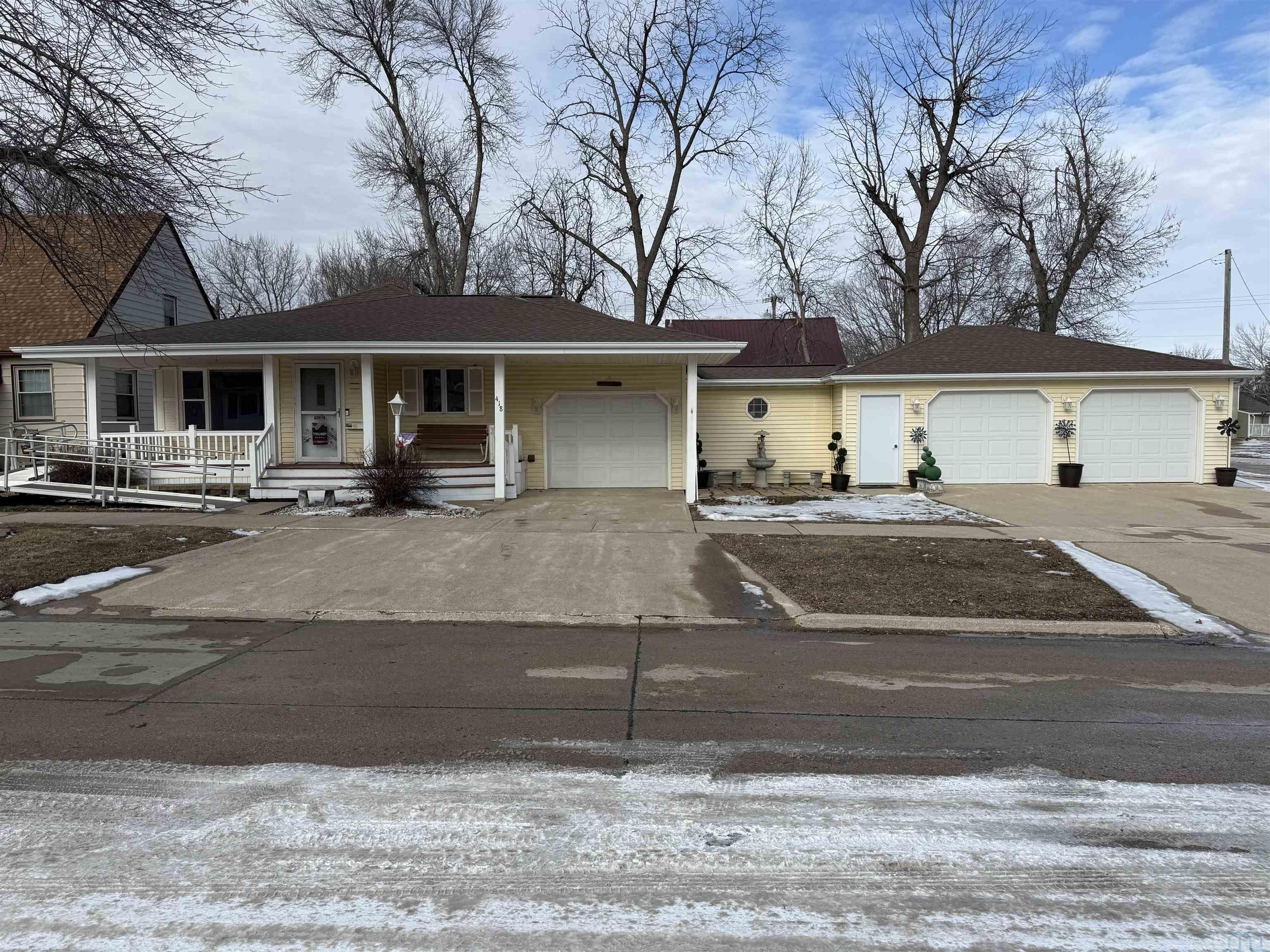 418 6th Street, Sibley, IA 51249 