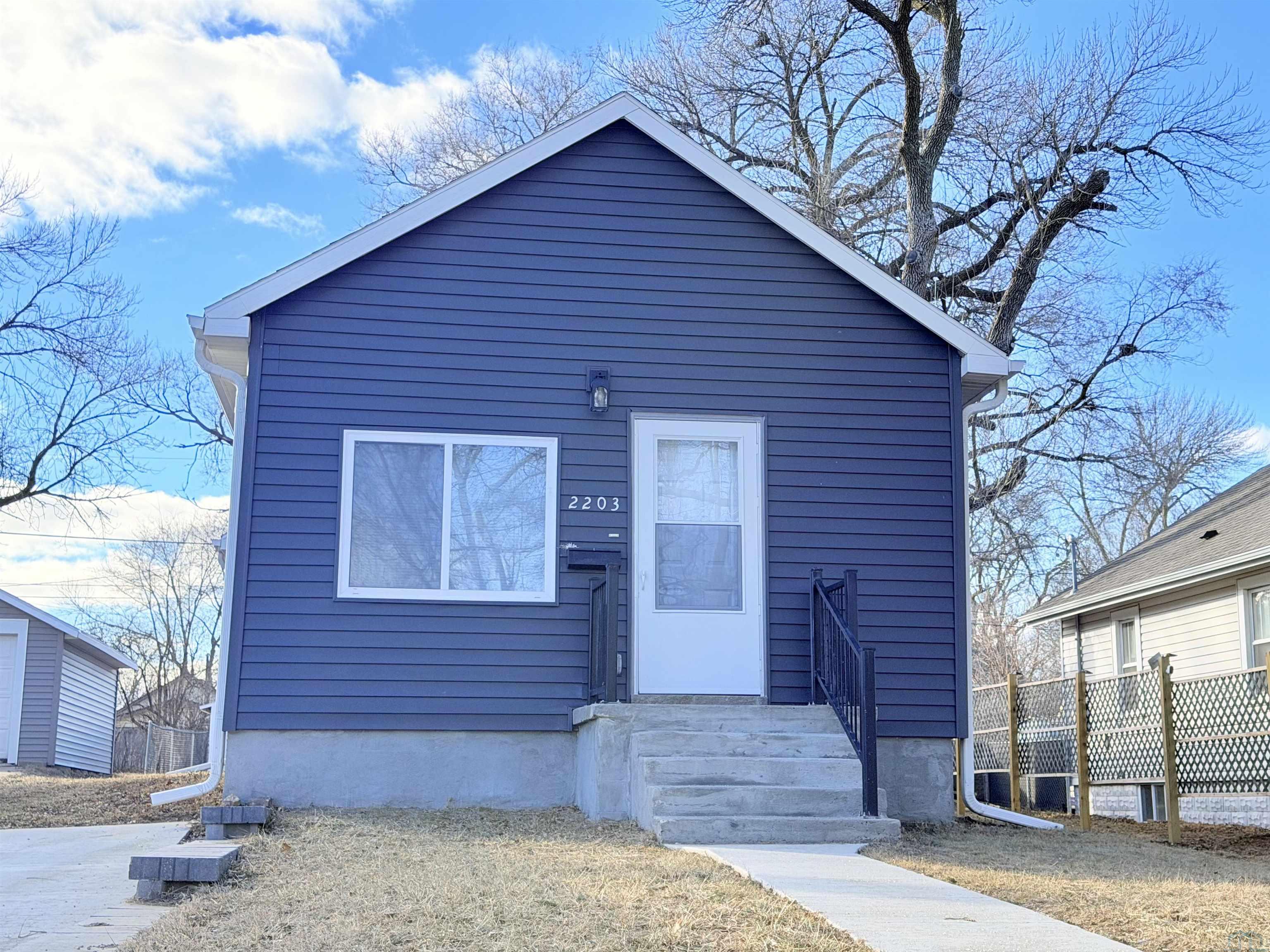 2203 Oleander St. S, Sioux City, IA 51106 