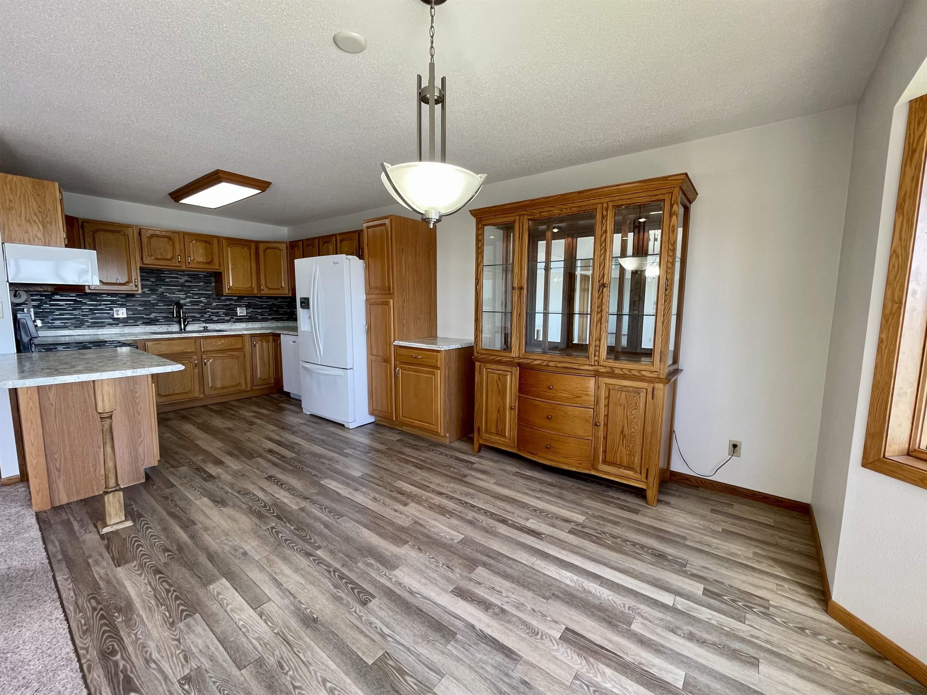 MLS #831757