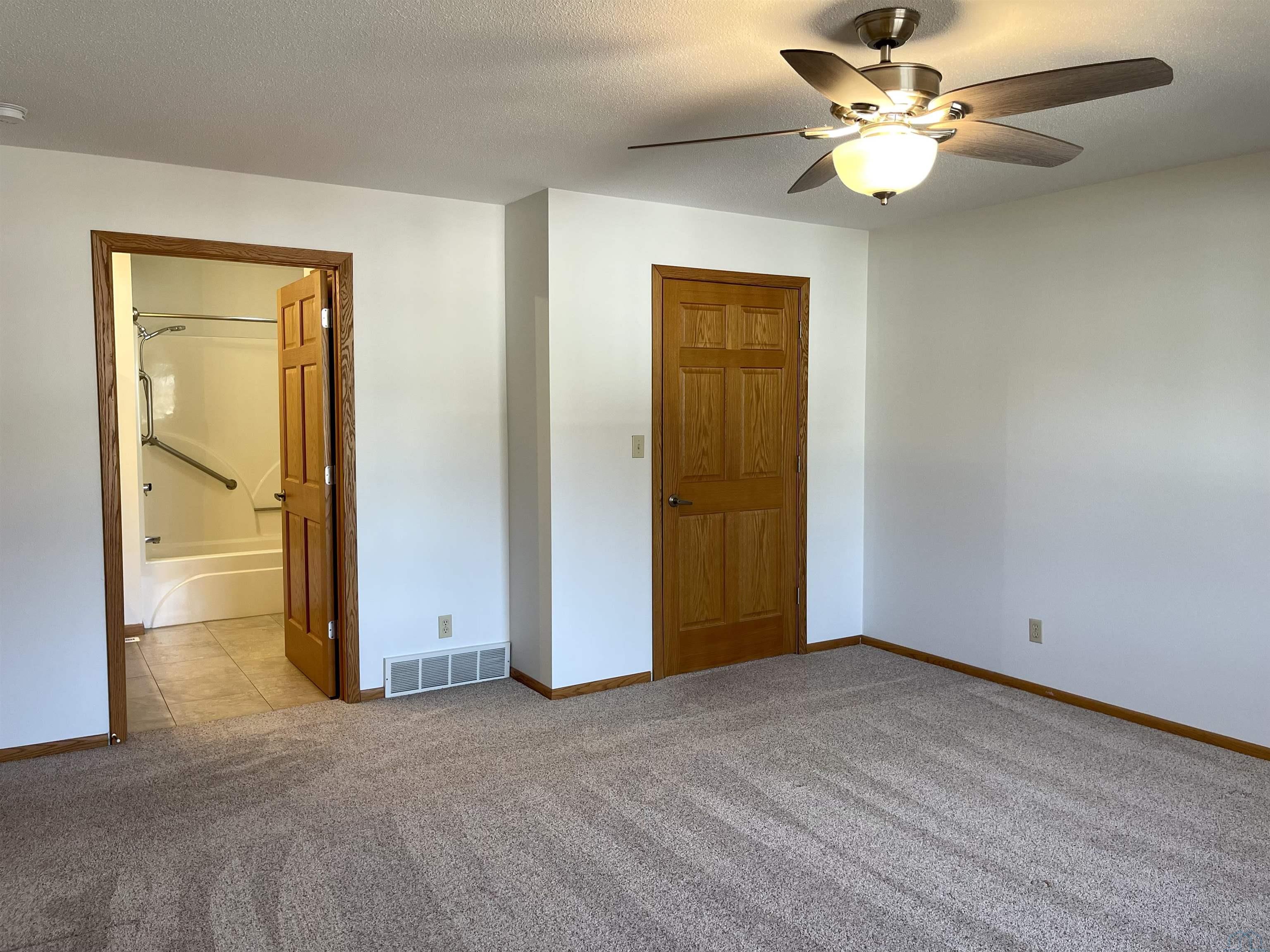 MLS #831757