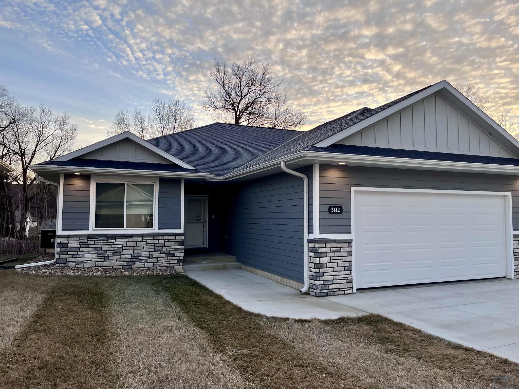 3412 Lafayette ct., Sioux City, IA 51104 