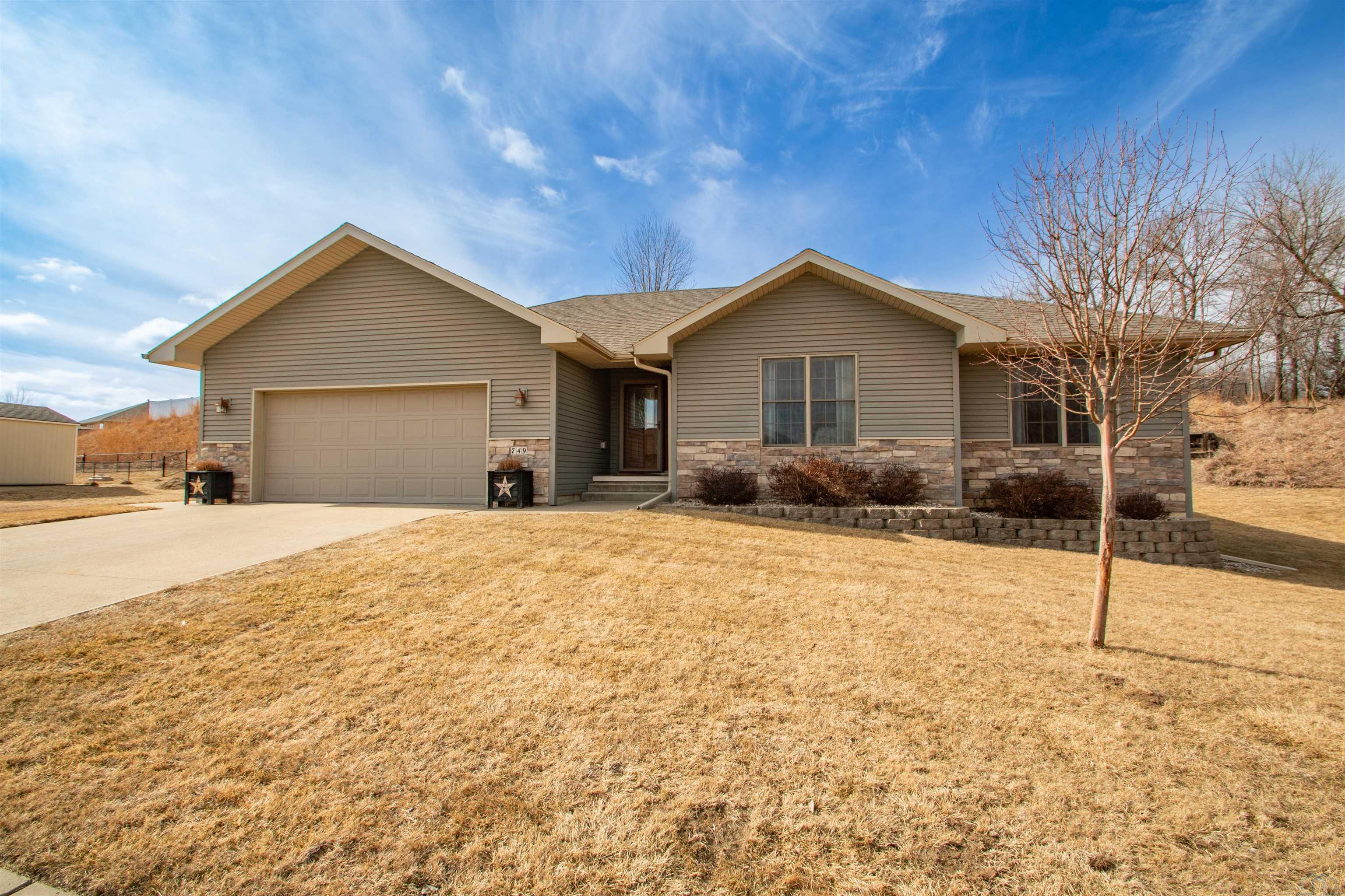 749 Brentwood Street, Sioux City, IA 51103 