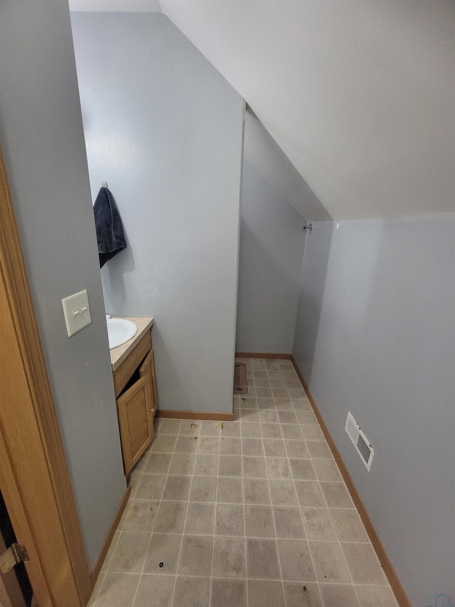 MLS #831787