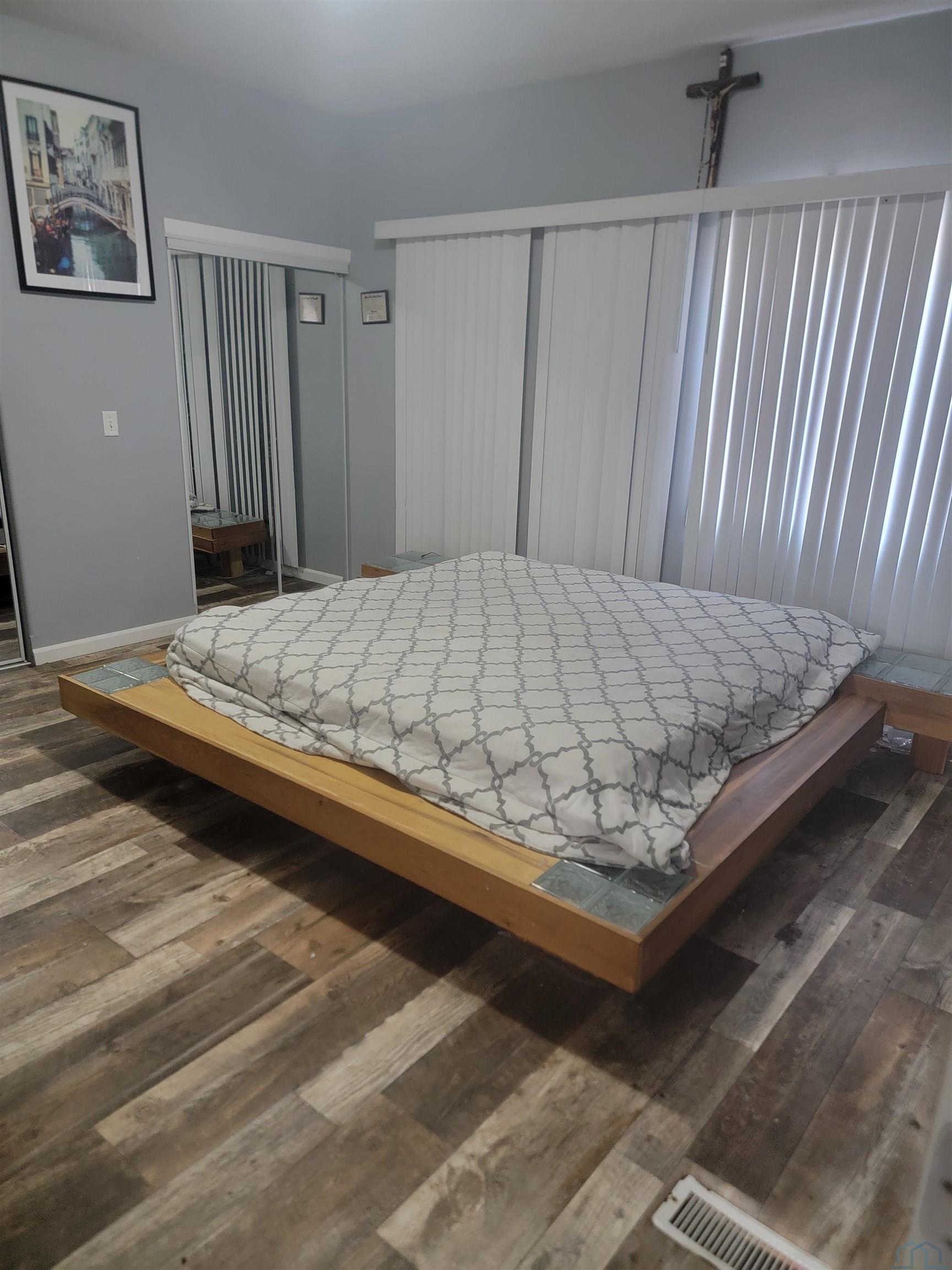 MLS #831787