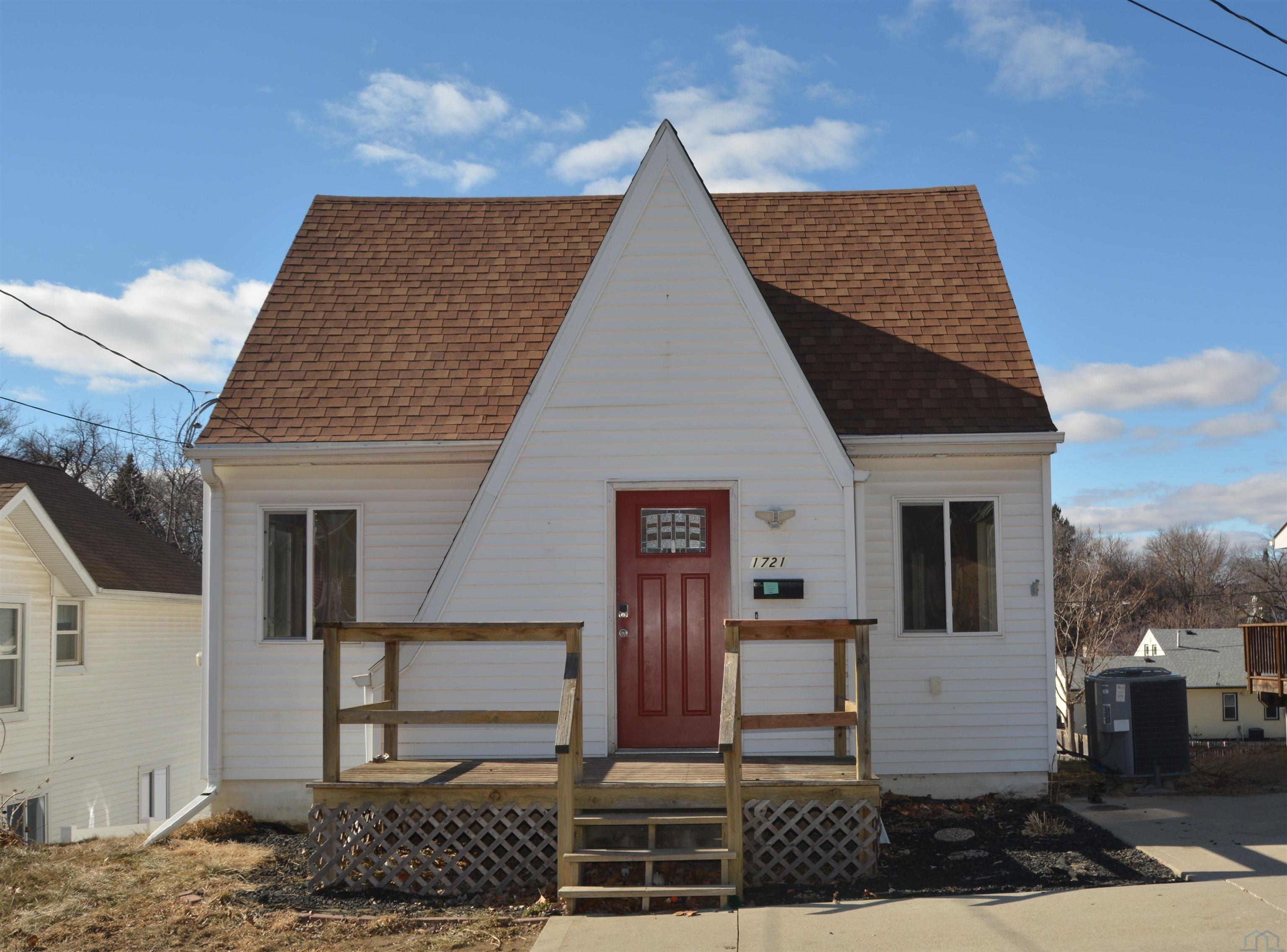 1721 Hennepin St S, Sioux City, IA 51106 