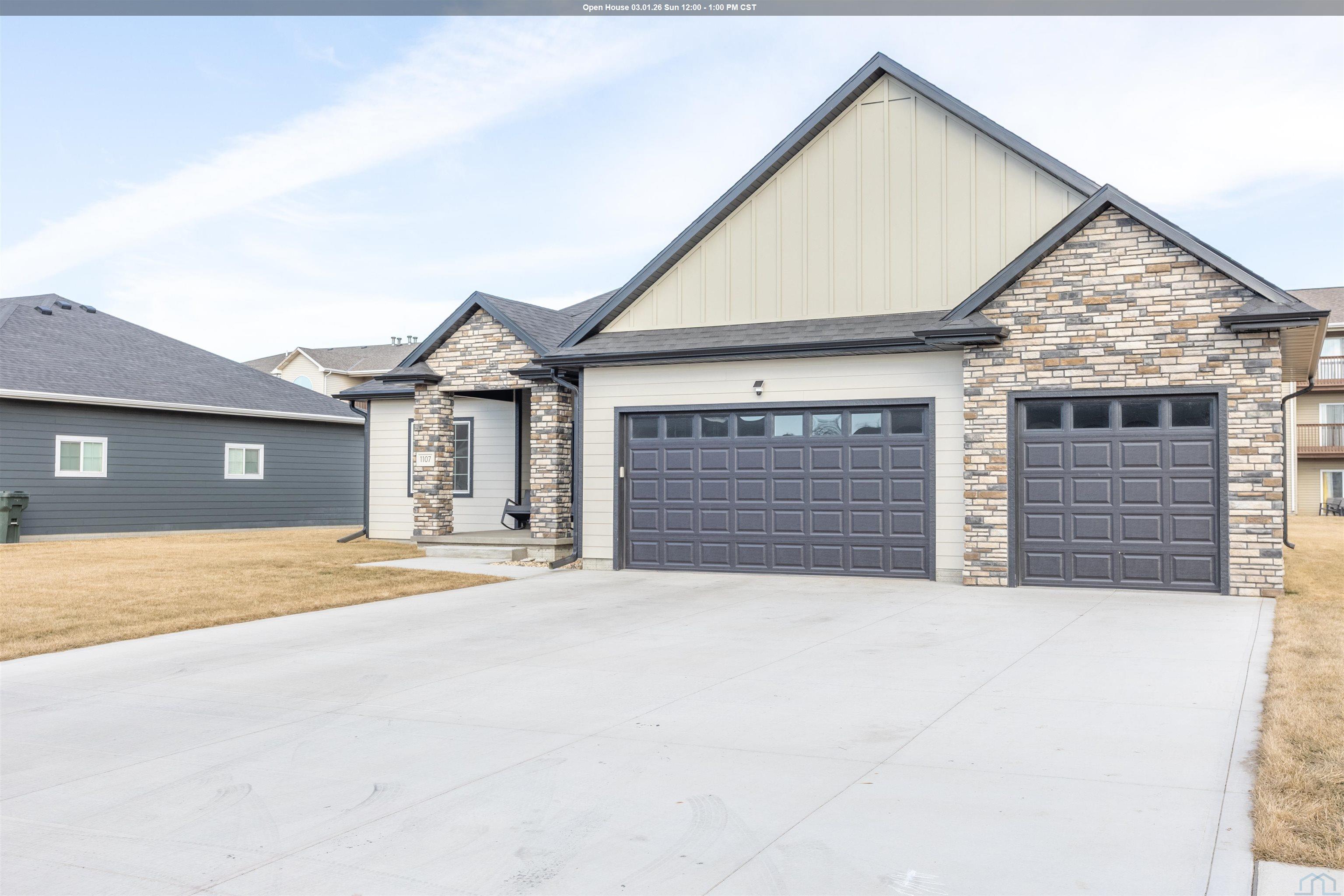 1107 19th E, South Sioux City, NE 68776 