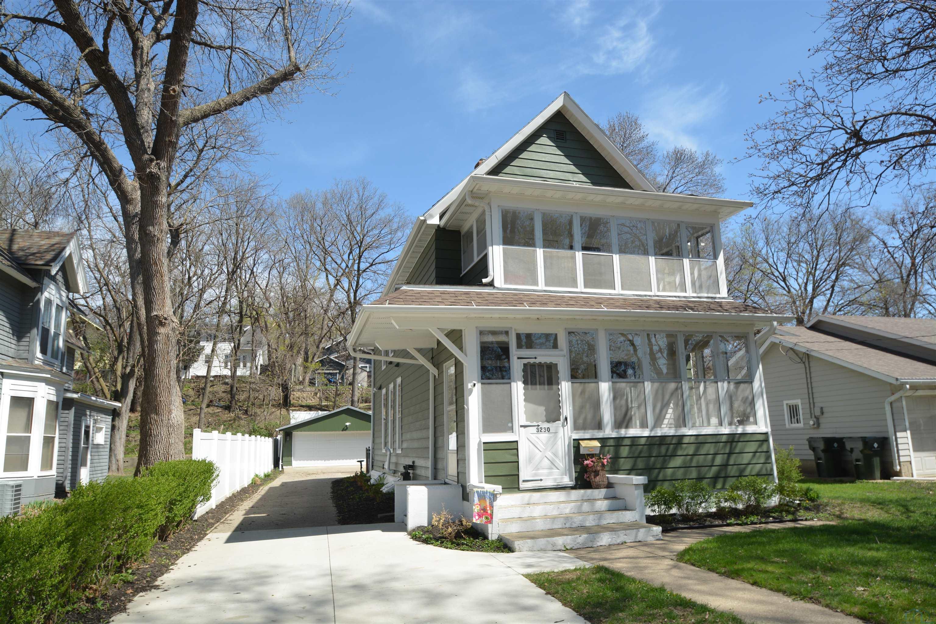 3230 Jones St, Sioux City, IA 51104 