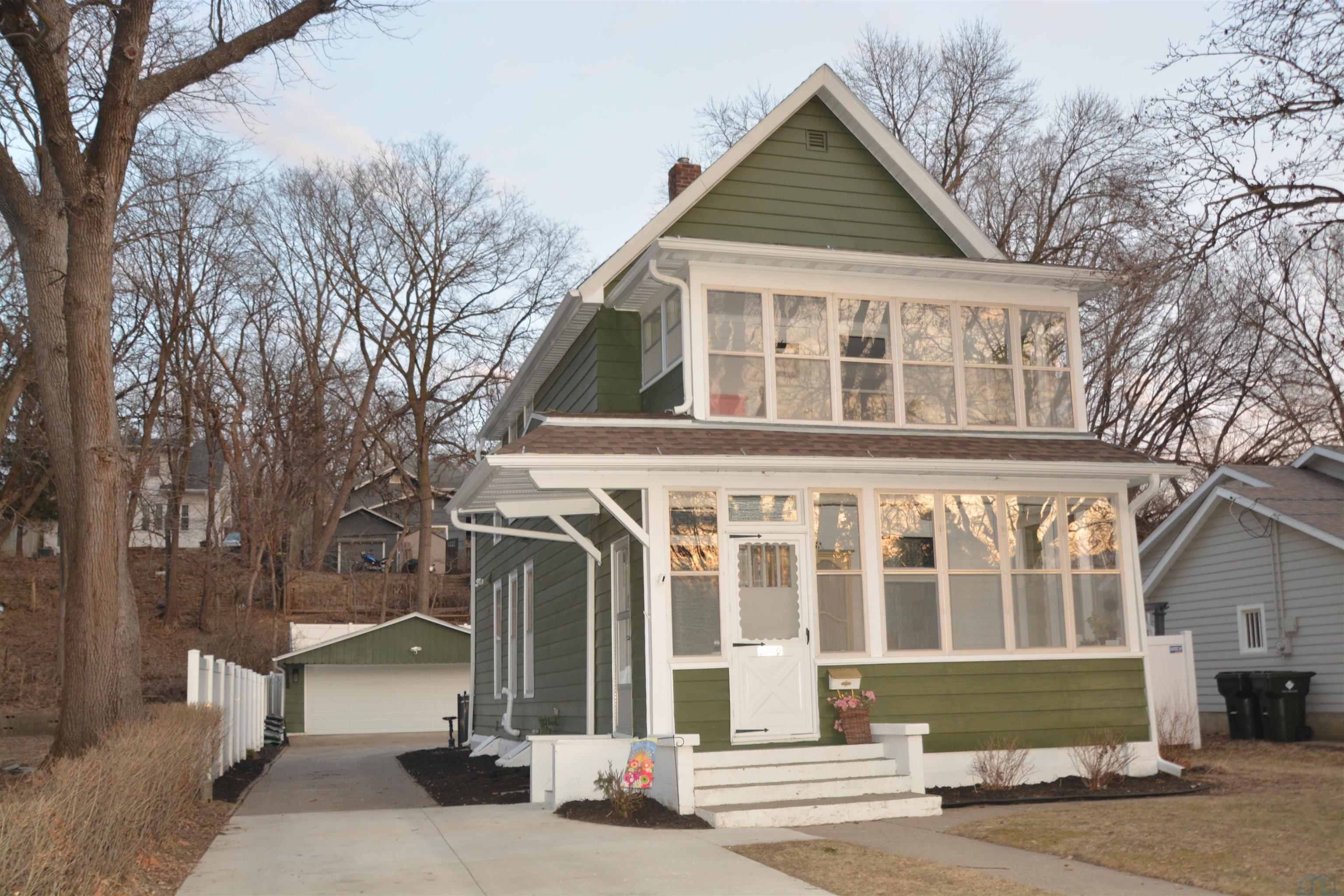 3230 Jones St, Sioux City, IA 51104 