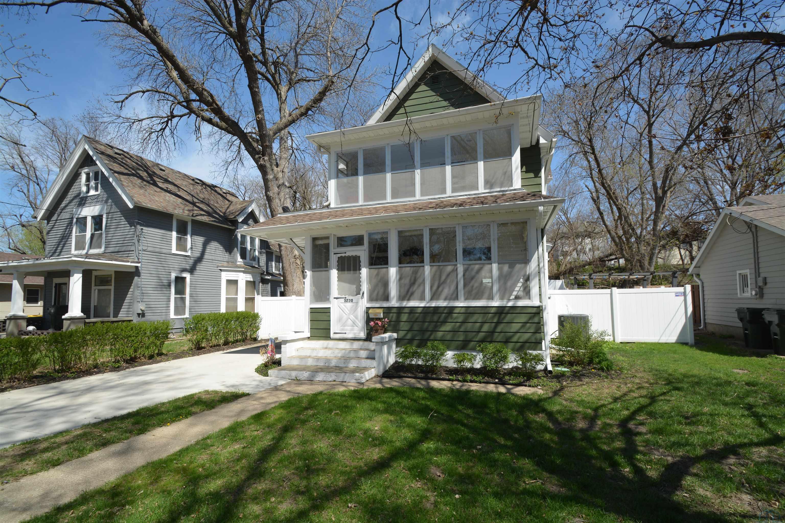 MLS #831825