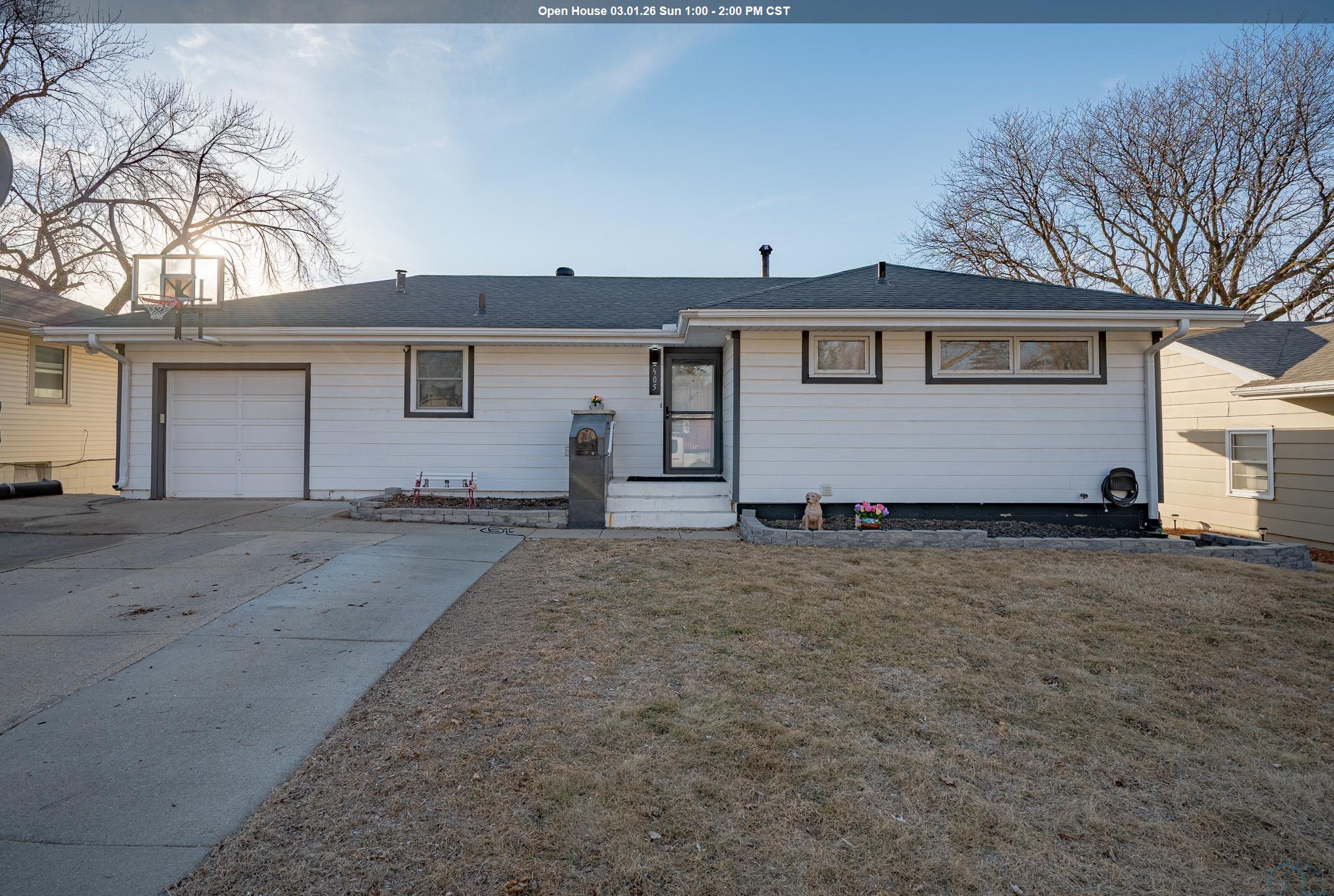 905 SAINT MARYS ST S, Sioux City, IA 51106 