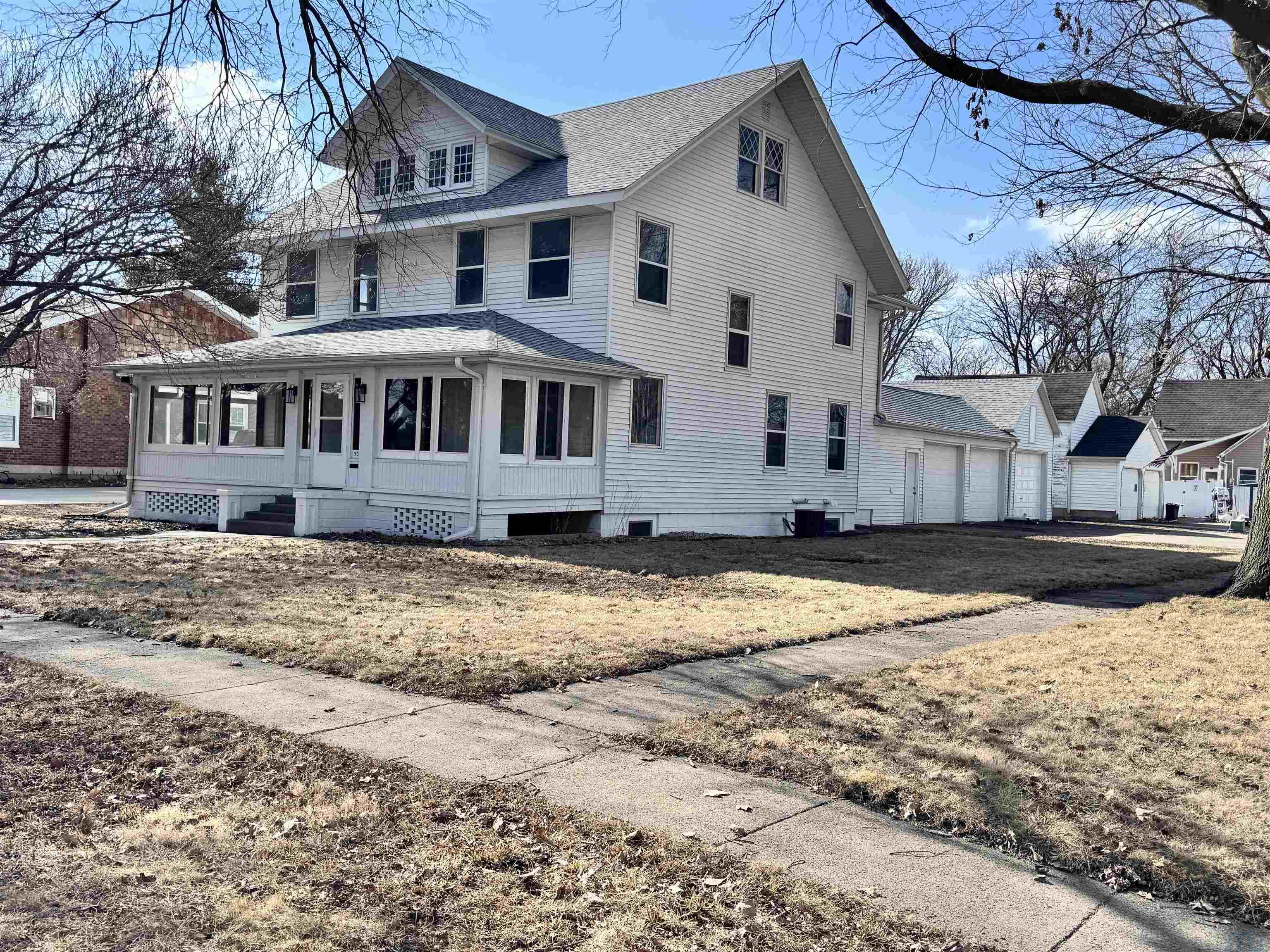 900 11th Street, Onawa, IA 51040 