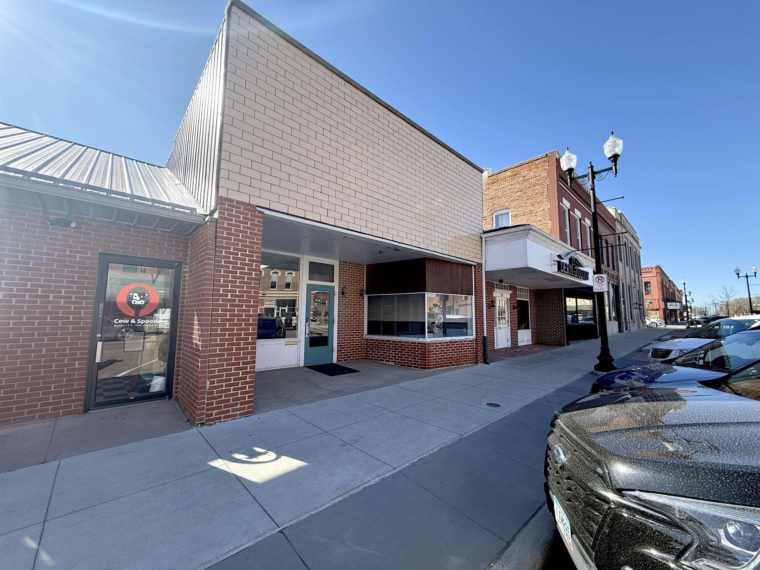 11 Main E, Vermillion, SD 57069 