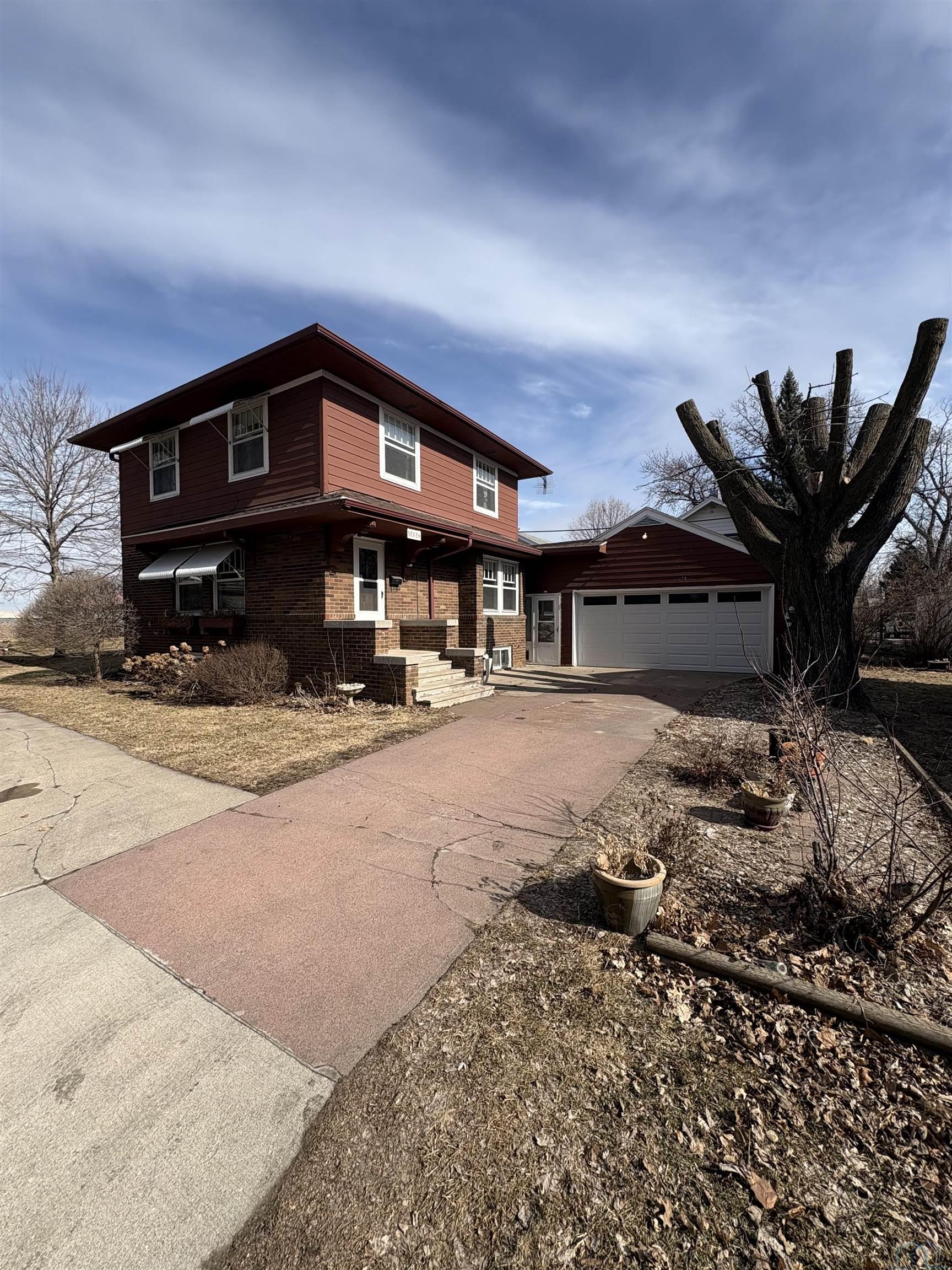 7 PARK CT, Storm Lake, IA 50588 