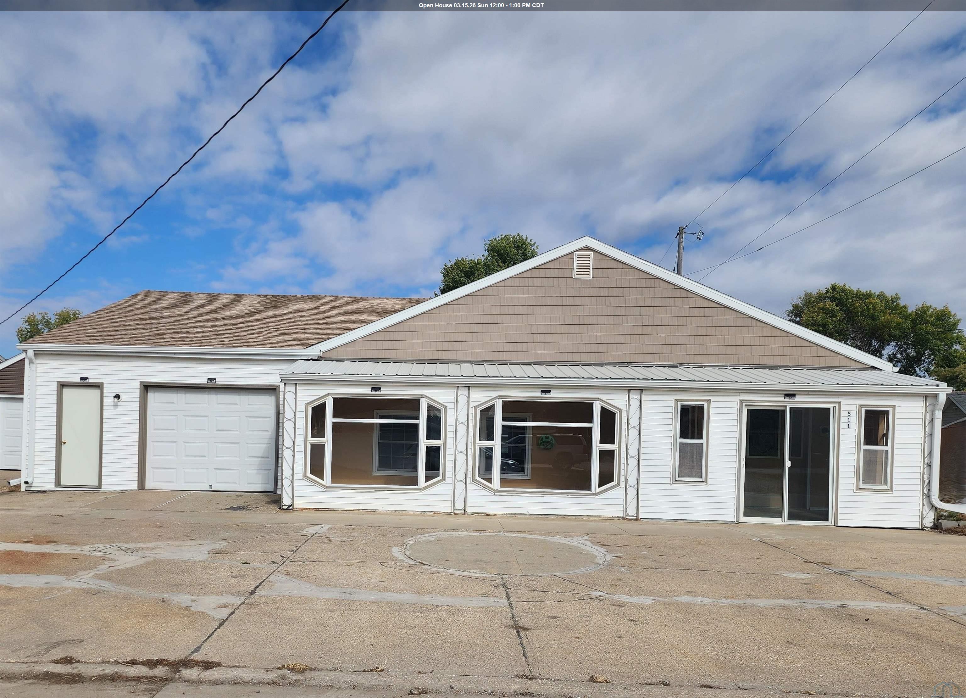 511 5th Street, Sloan, IA 51055 