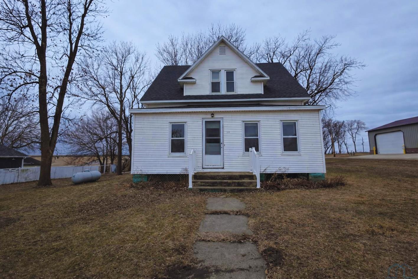 325 Linn Street, Craig, IA 51031 