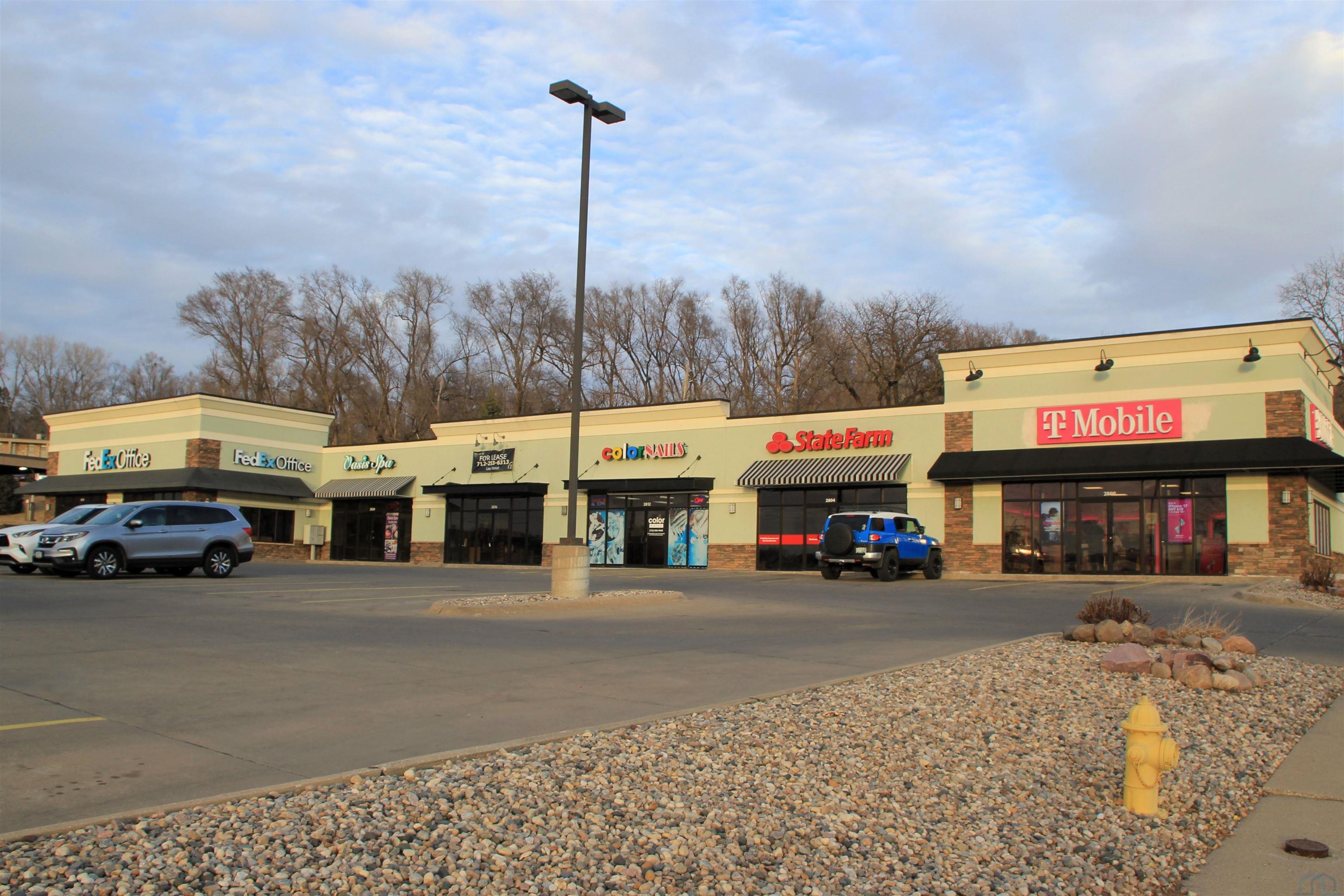 2800-2830 Hamilton Blvd., Sioux City, IA 51104 