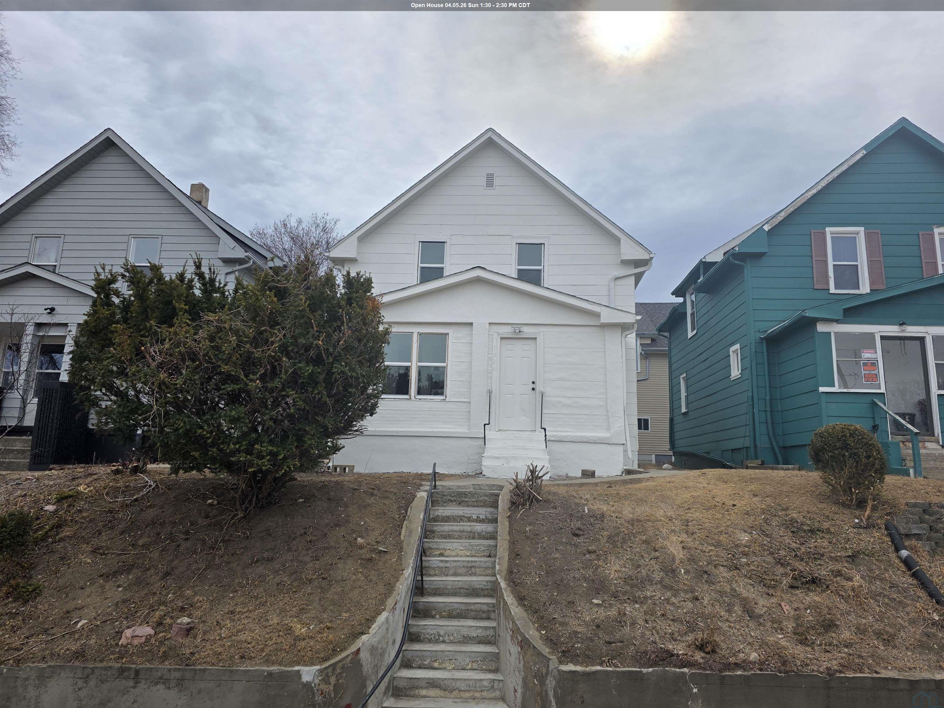 1224 W 5th St, Sioux City, IA 51103 